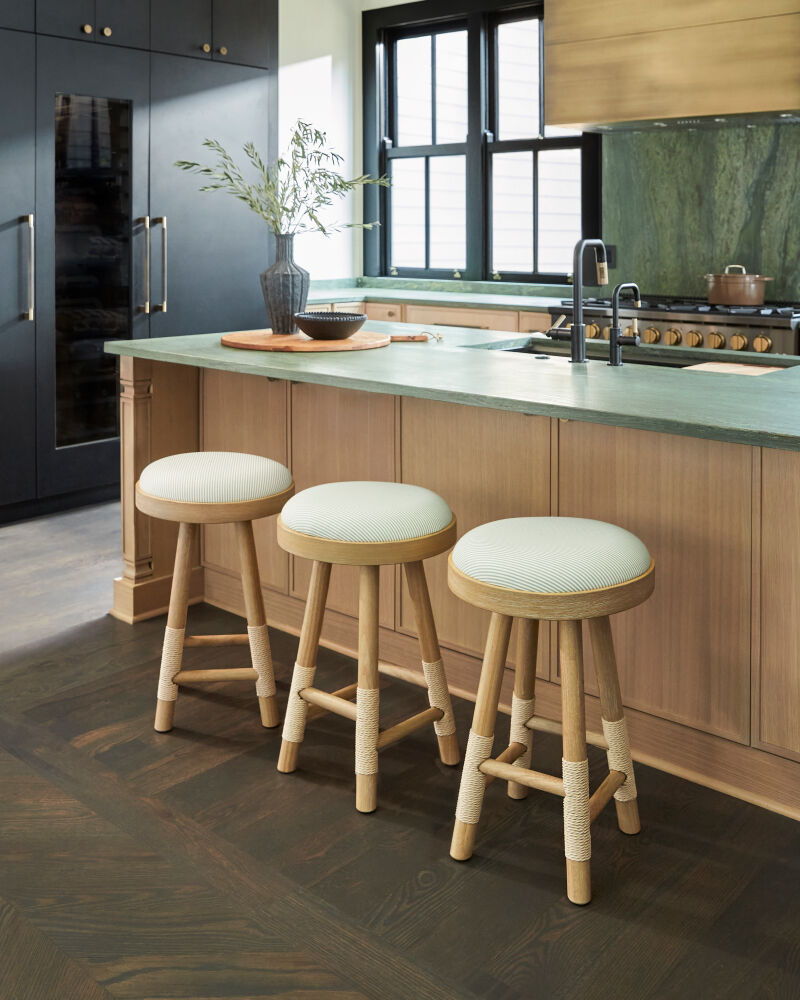 Esmarca Counter Stool