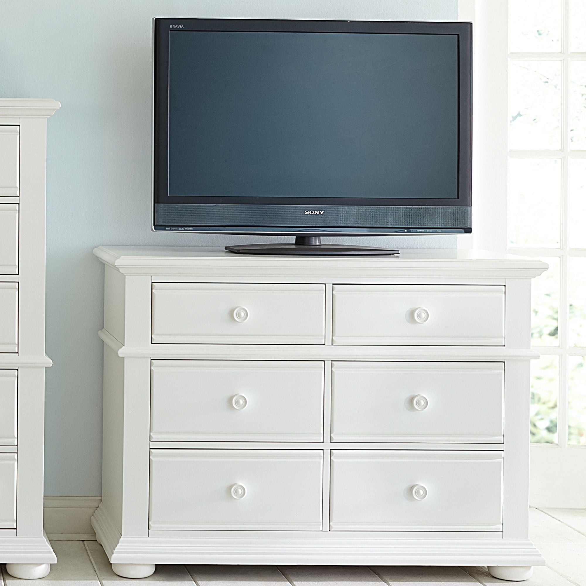 Liberty Furniture Summer House - Media Chest - White | Meri Furniture