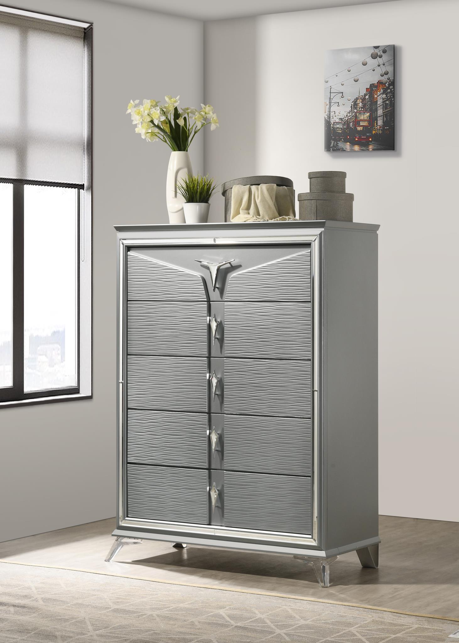 B024 - Chest - Olive Shimmer Silver