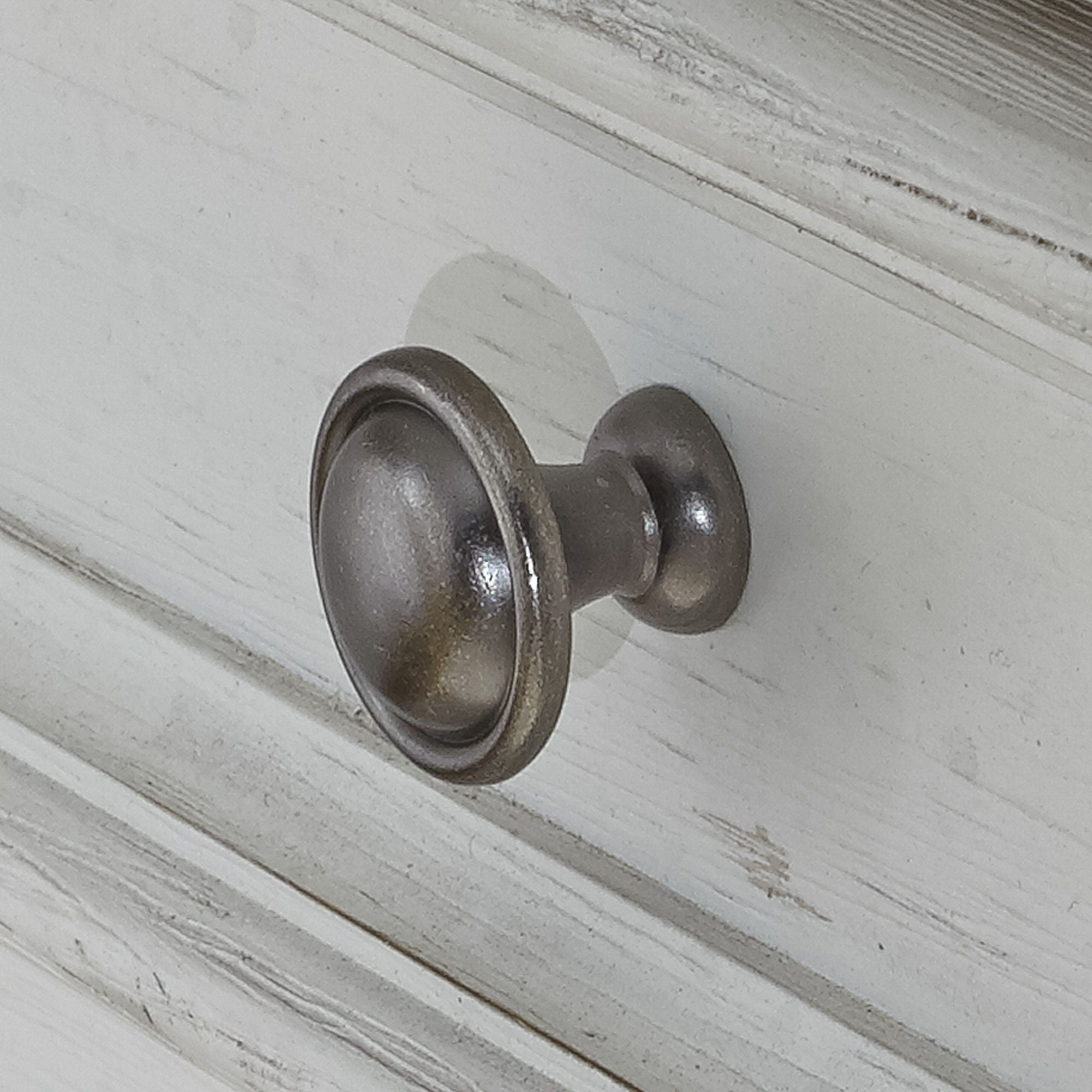 Allyson Park - Bedroom Set