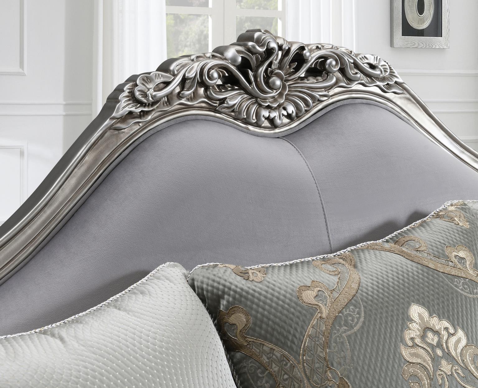 U198 - Traditional Loveseat - Gray