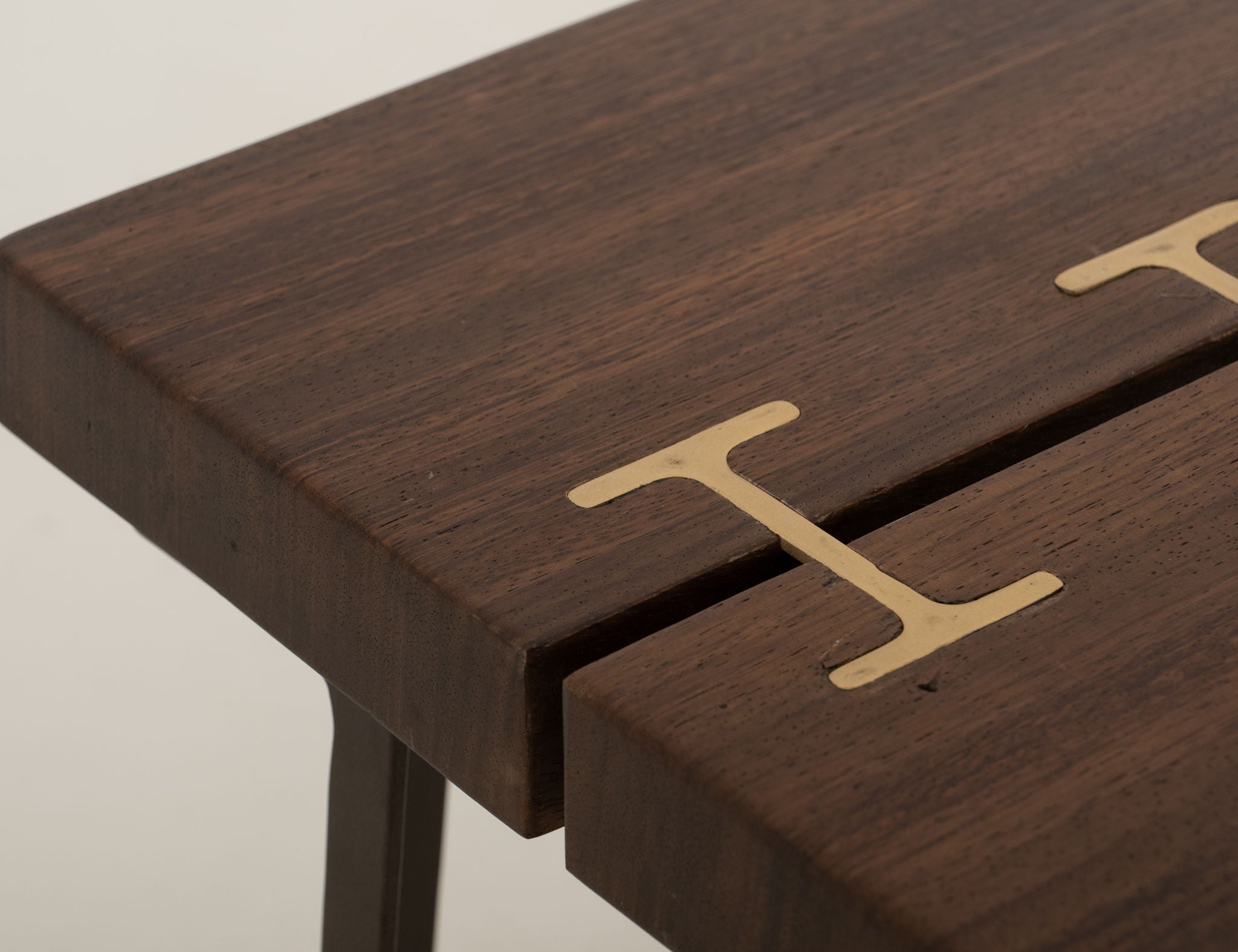 Walnut - Chairside Table - Walnut Brown