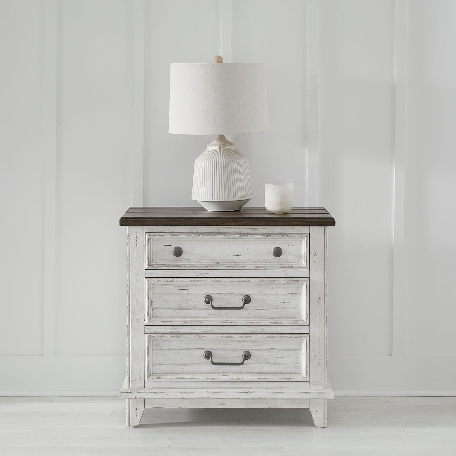 Liberty Furniture River Place - 3 Drawer Nightstand With Charging Station - White | Meri Furniture