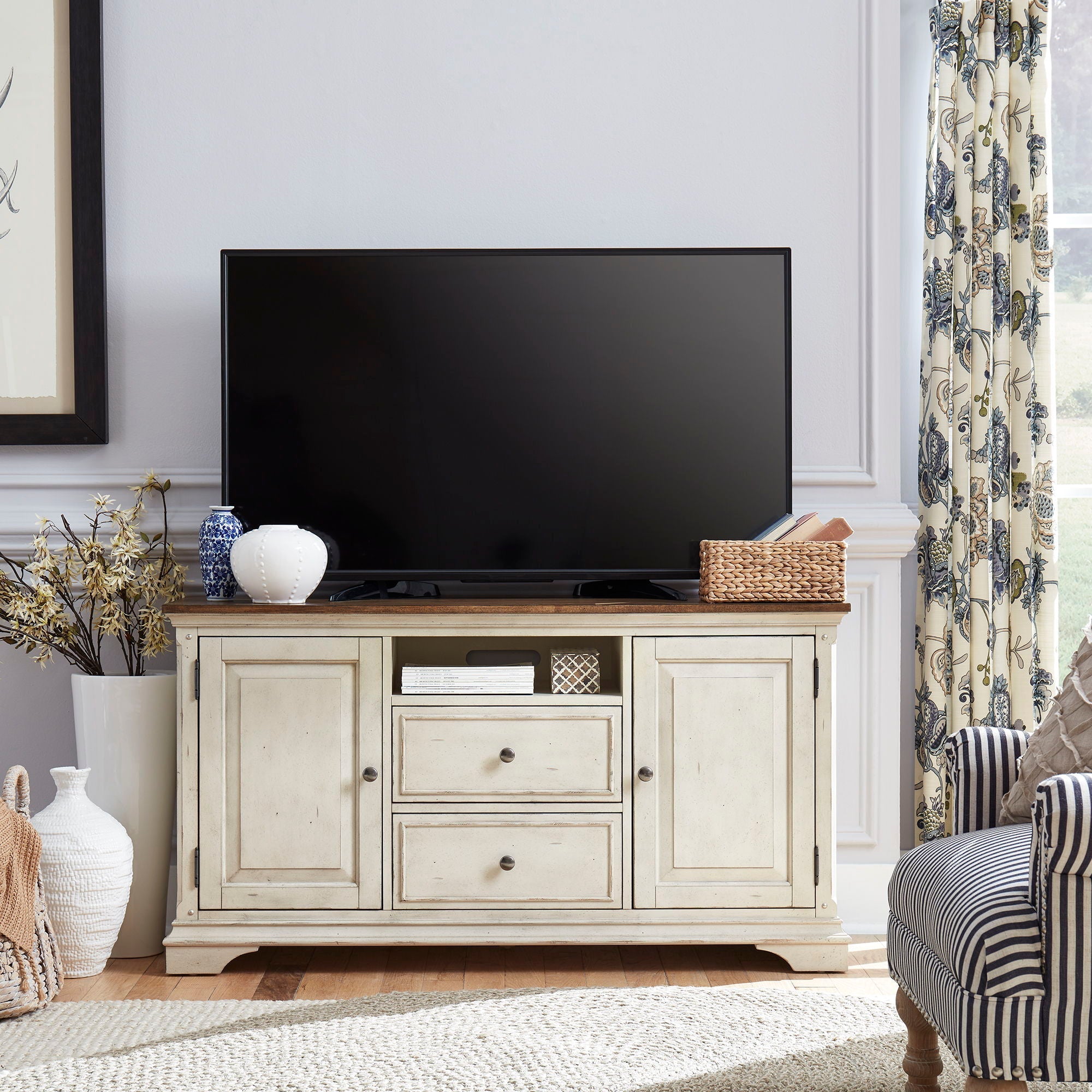 Liberty Furniture Morgan Creek - TV Console | Meri Furniture
