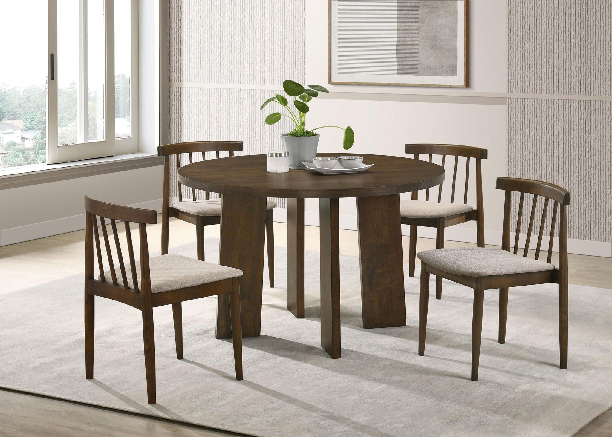 Strouse 47-inch Round Wood Dining Room Table Walnut