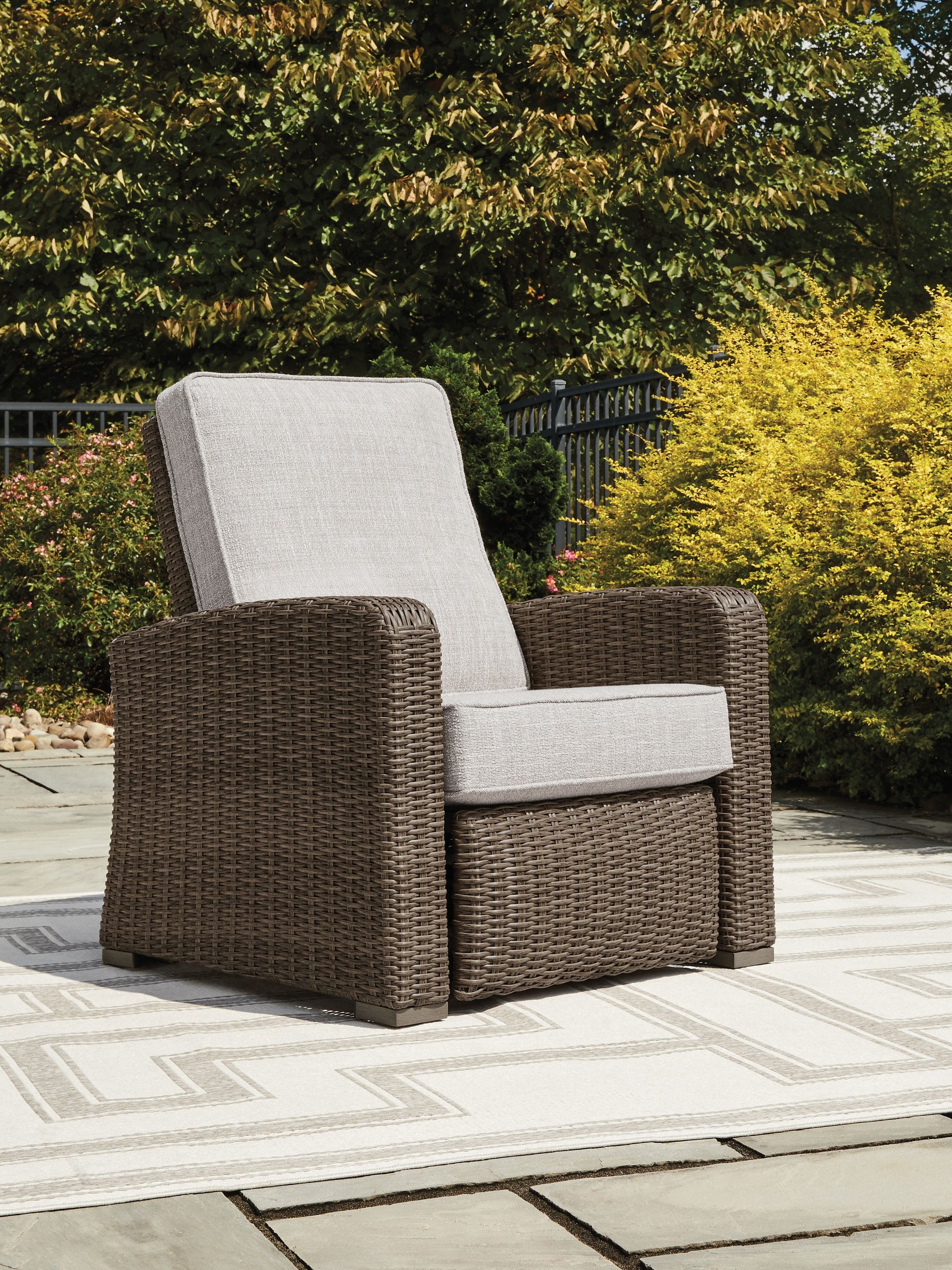 Signature Design by Ashley® Beachcroft - Recliner | Meri Furniture
