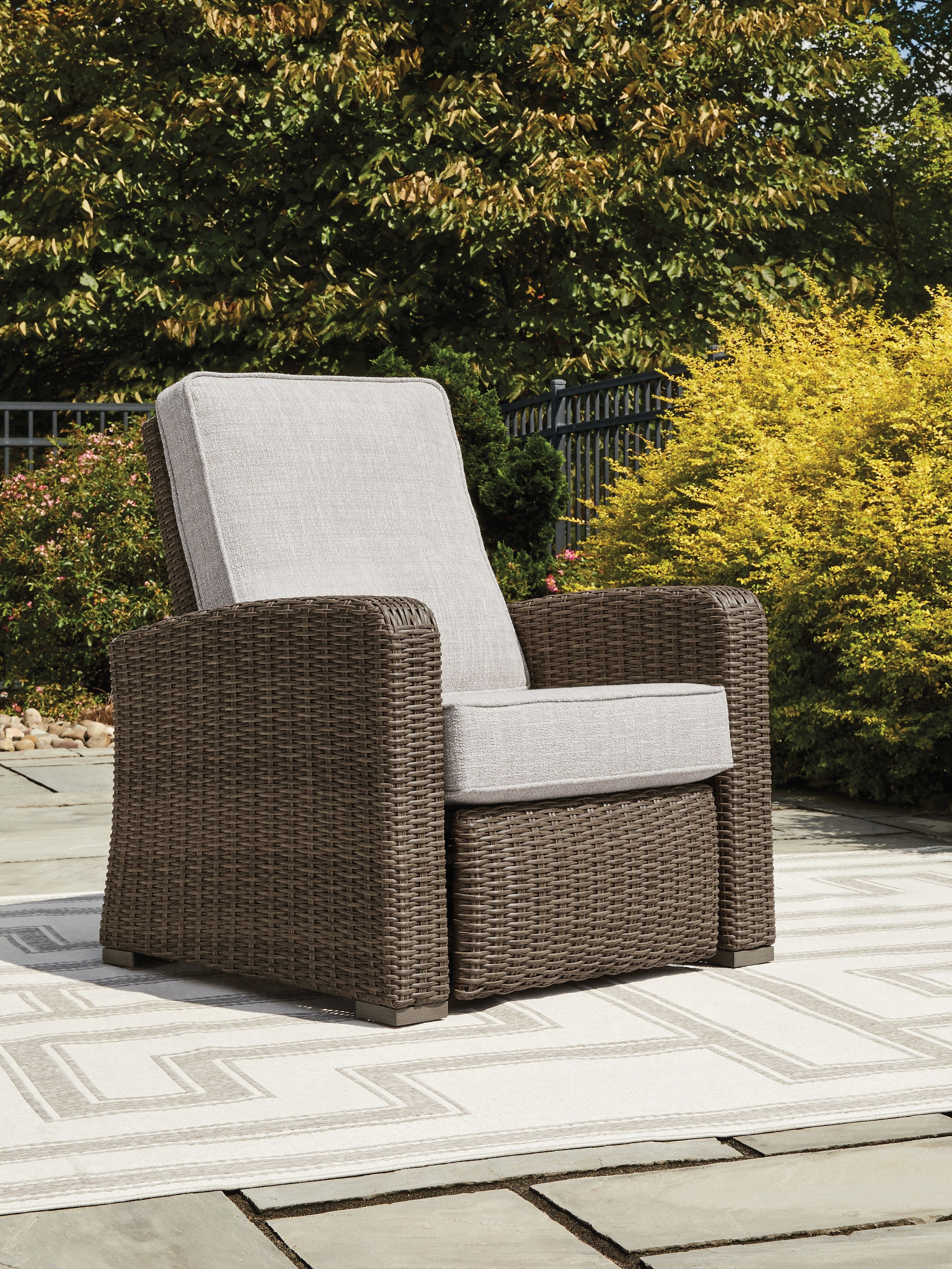 Signature Design by Ashley® Beachcroft - Recliner | Meri Furniture
