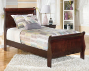 Signature Design by Ashley® Alisdair - Sleigh Bed | Meri Furniture