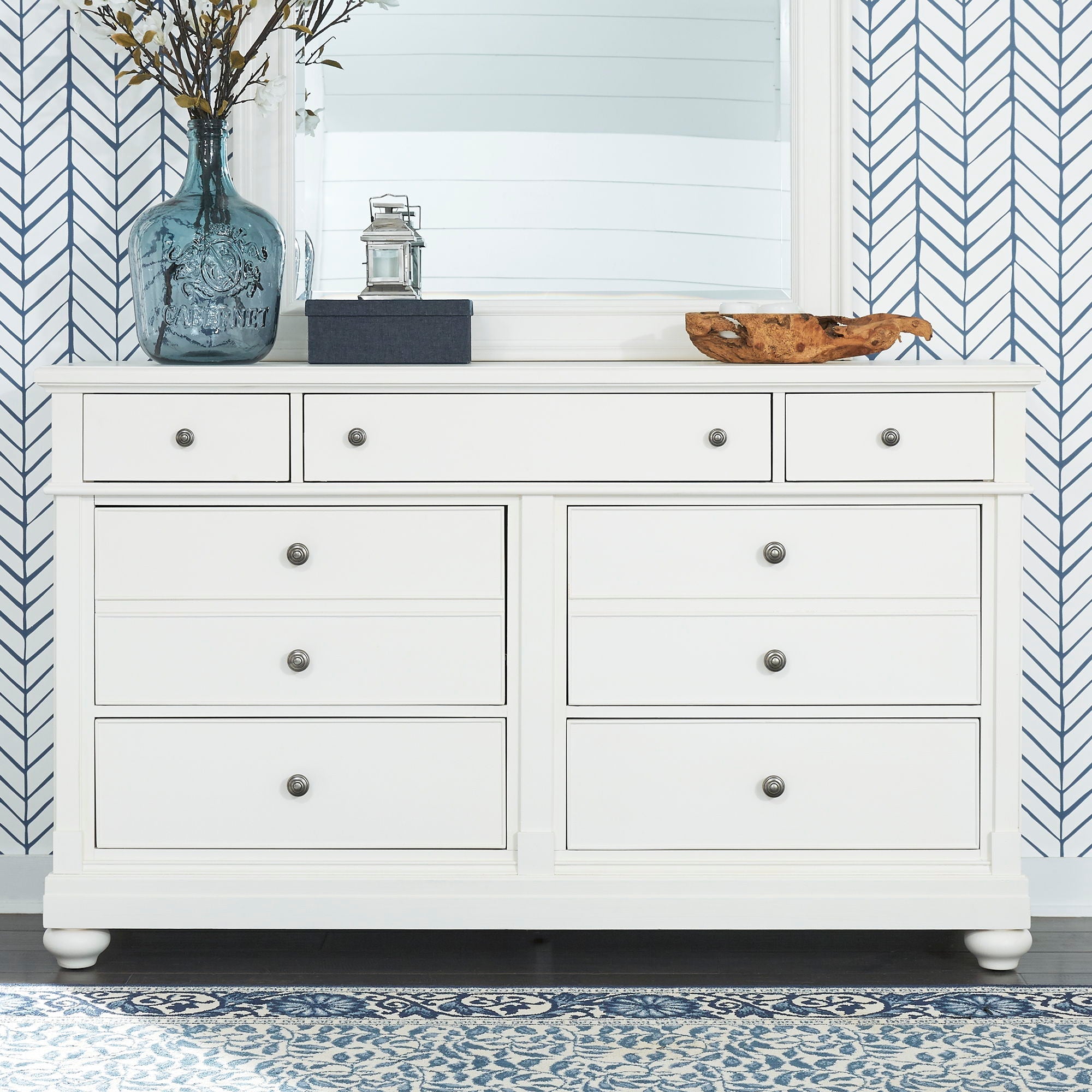 Liberty Furniture Harbor View - 7 Drawer Dresser - White | Meri Furniture