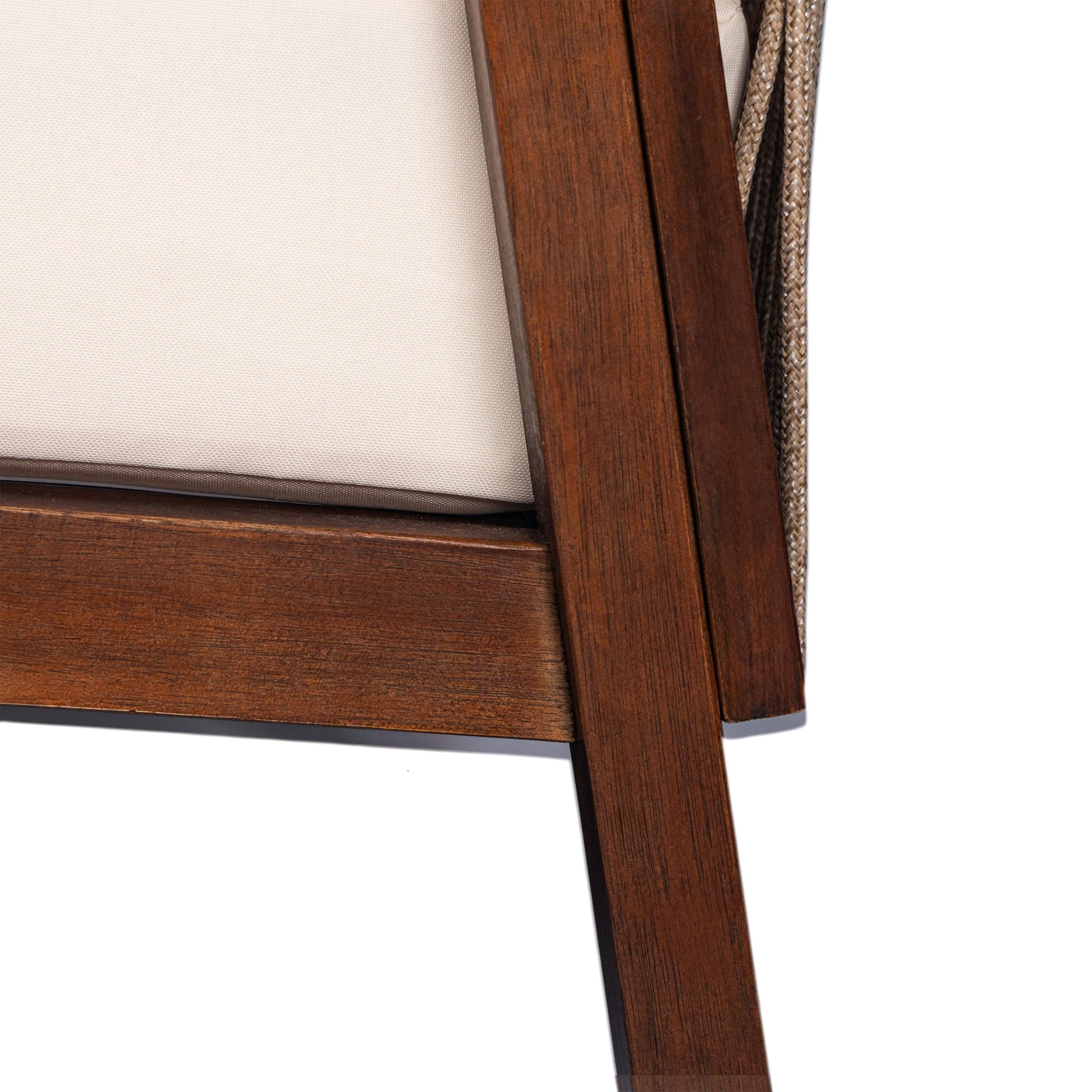 Outdoor Lounge Chair With Woven Backrest, Solid Wood Frame, Comfortable Cushions