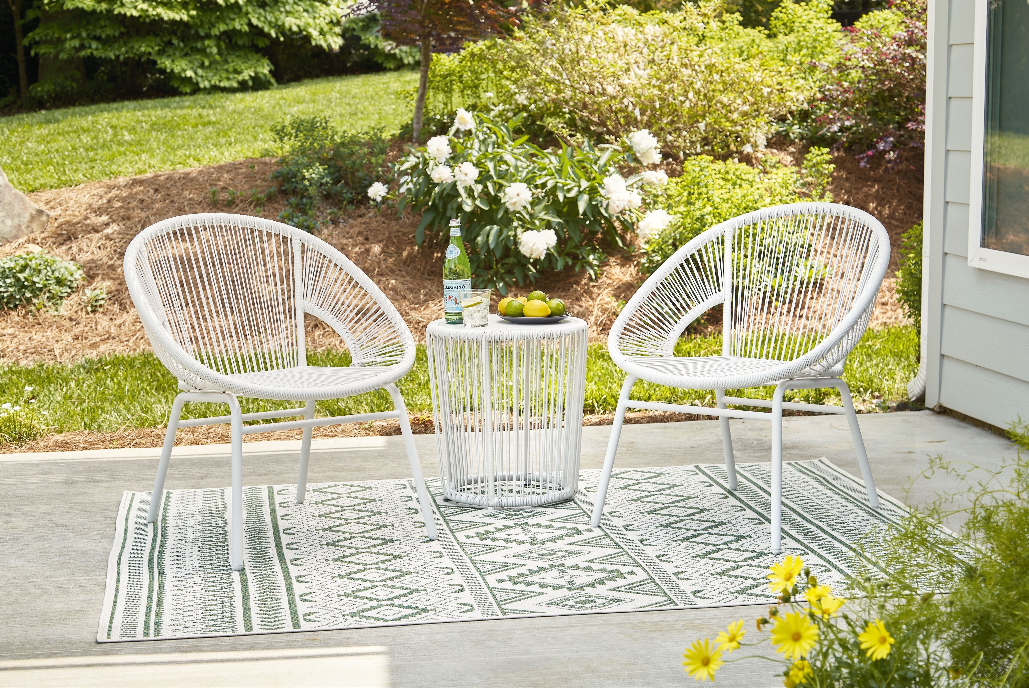 Signature Design by Ashley® Mandarin Cape - Outdoor Table Set | Meri Furniture