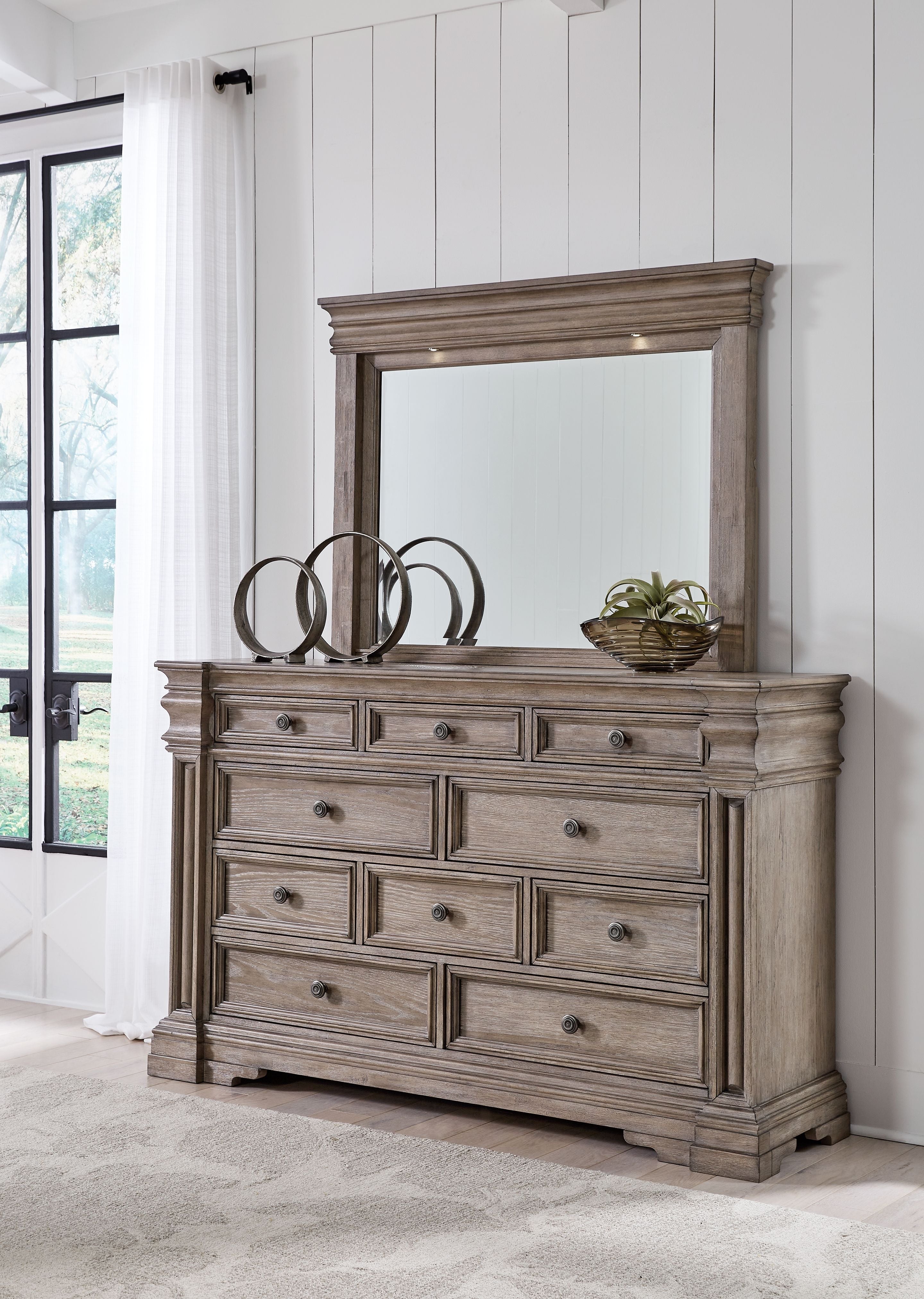 Signature Design by Ashley® Blairhurst - Light Grayish Brown - Dresser And Mirror | Meri Furniture