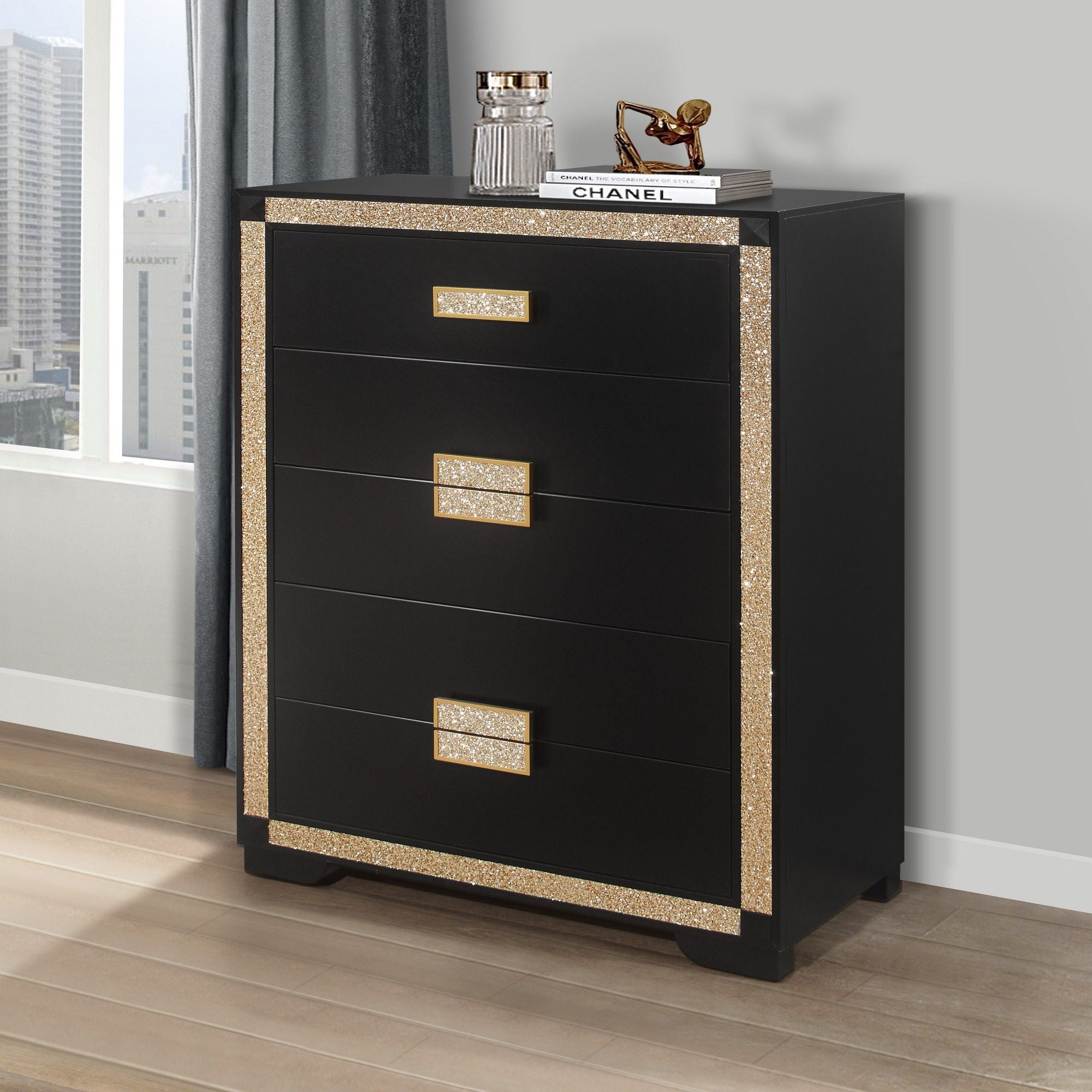 Lively - Chest With Glitter Detail And Thick Bar Handle Hardware - Black