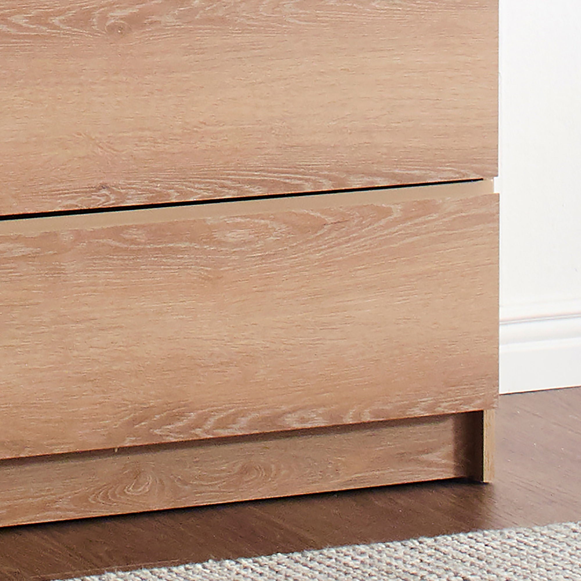 Devi - Modular Wood Closet System With Versatile Storage