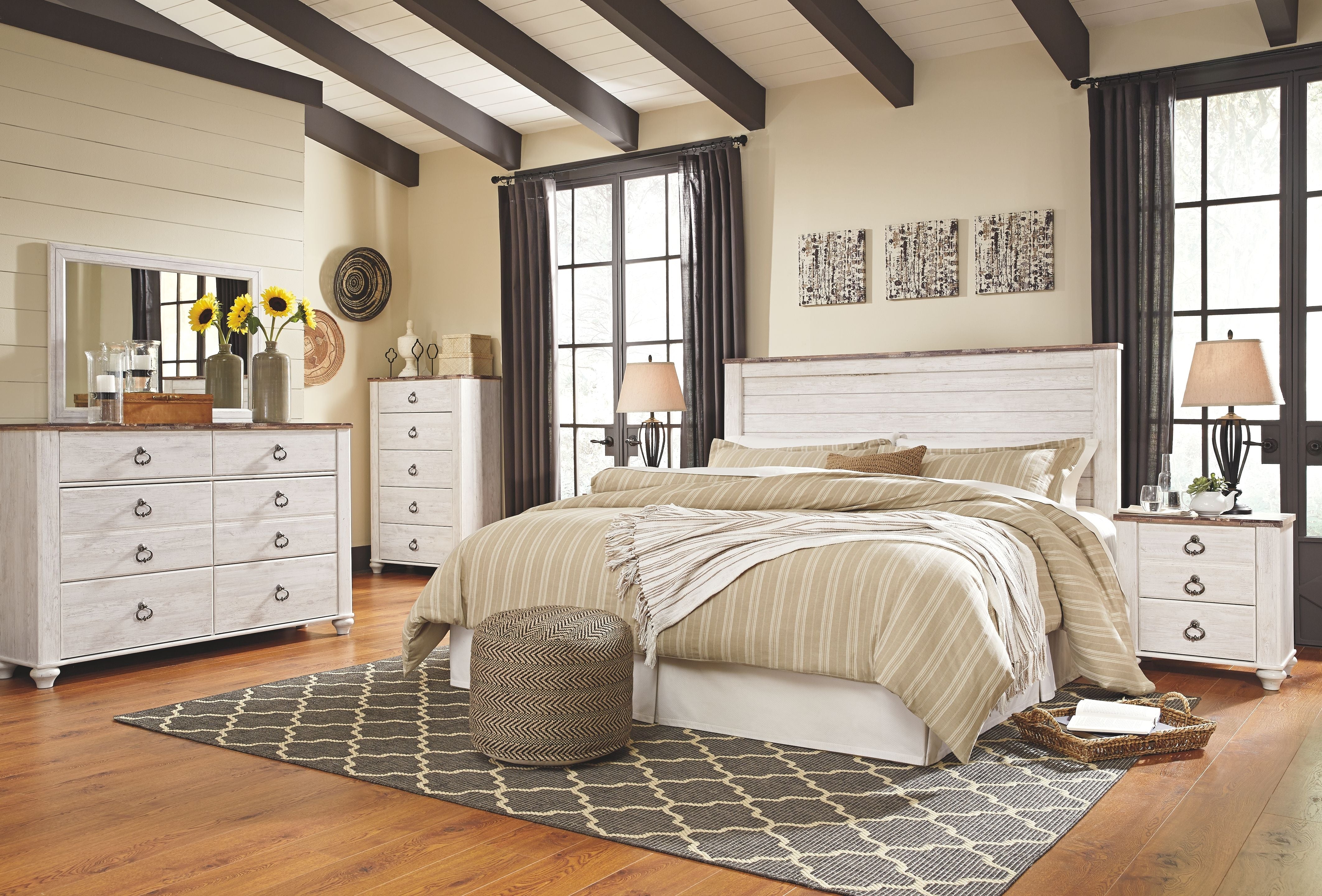 Signature Design by Ashley® Willowton - Bedroom Set | Meri Furniture