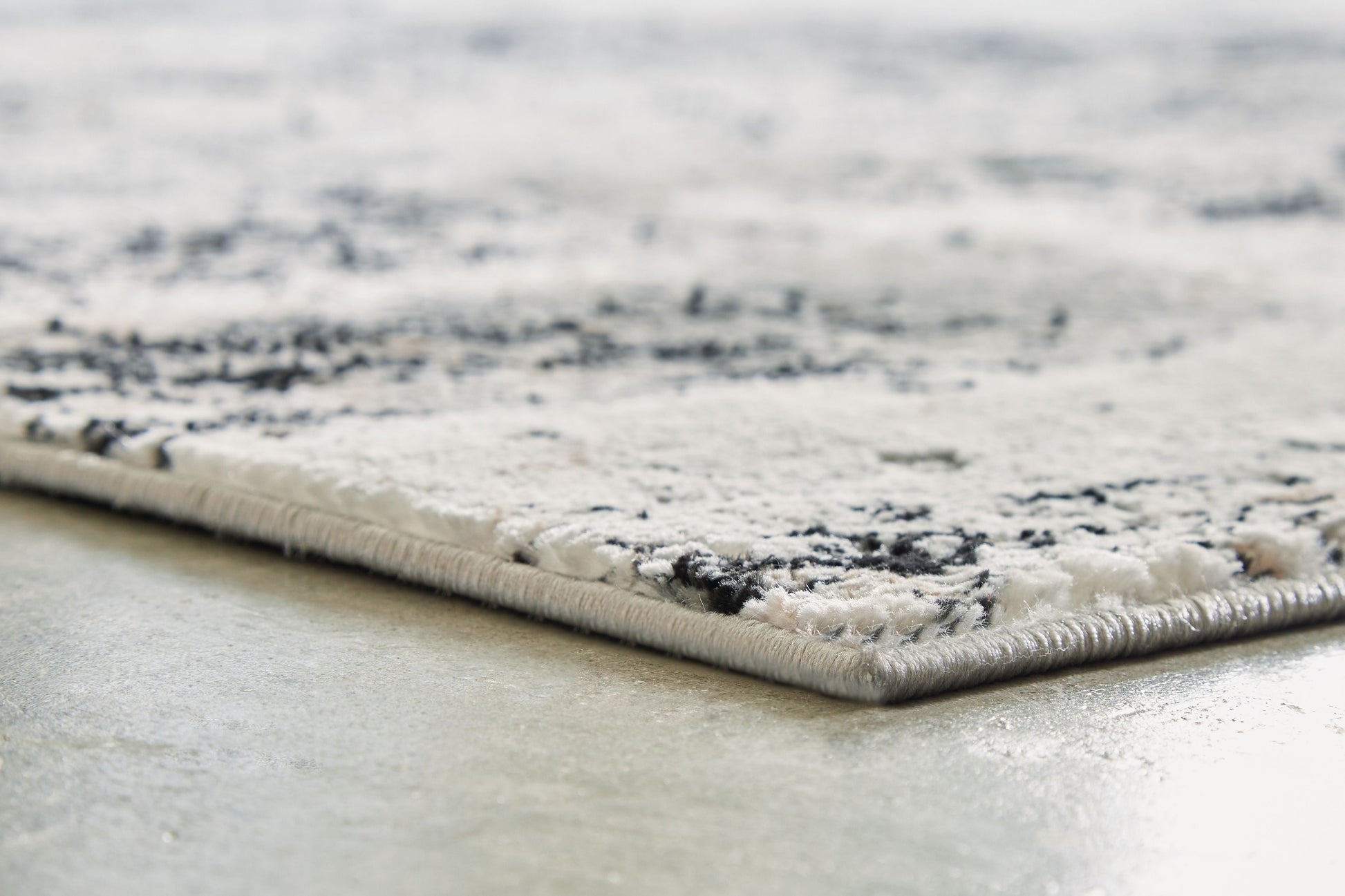 Signature Design by Ashley® Langwell - Rug | Meri Furniture