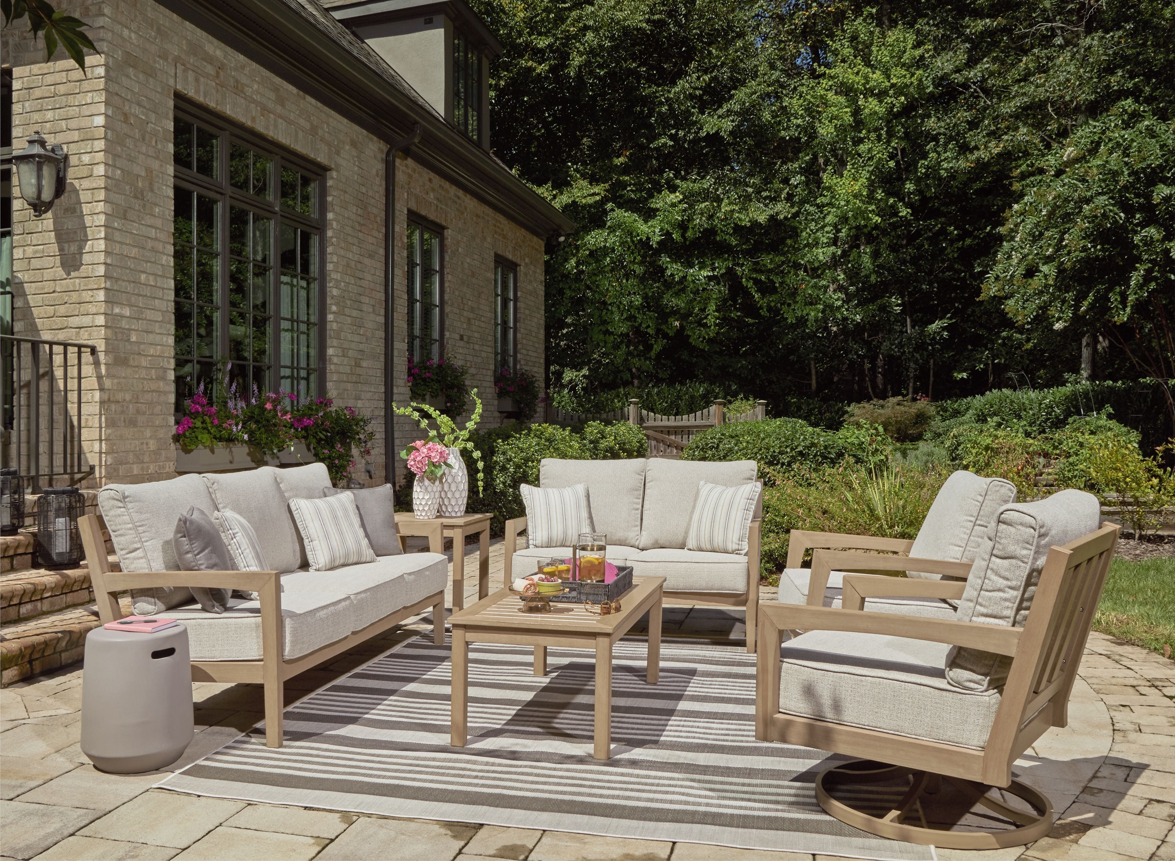 Signature Design by Ashley® Hallow Creek - Driftwood - 6 Pc. - Lounge Set | Meri Furniture