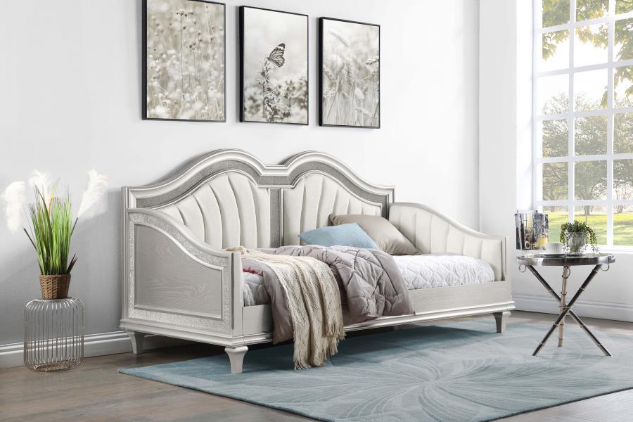 Coaster Fine Furniture Evangeline - Upholstered Twin Daybed - Silver Oak | Meri Furniture