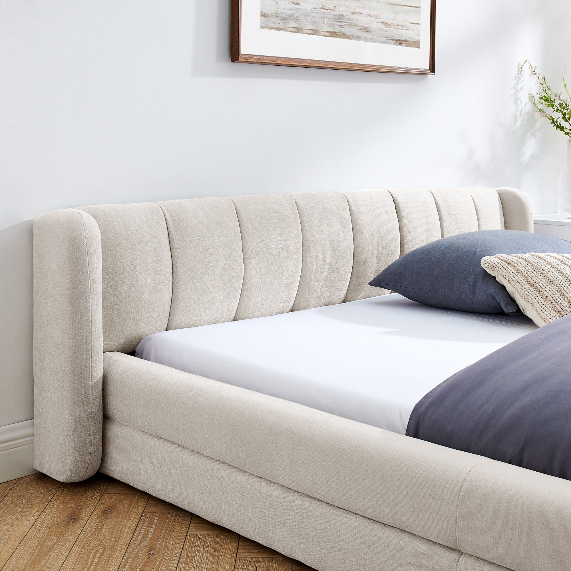 Modern Upholstered Bed Frame With Thick Chenille Fabric And Headboard