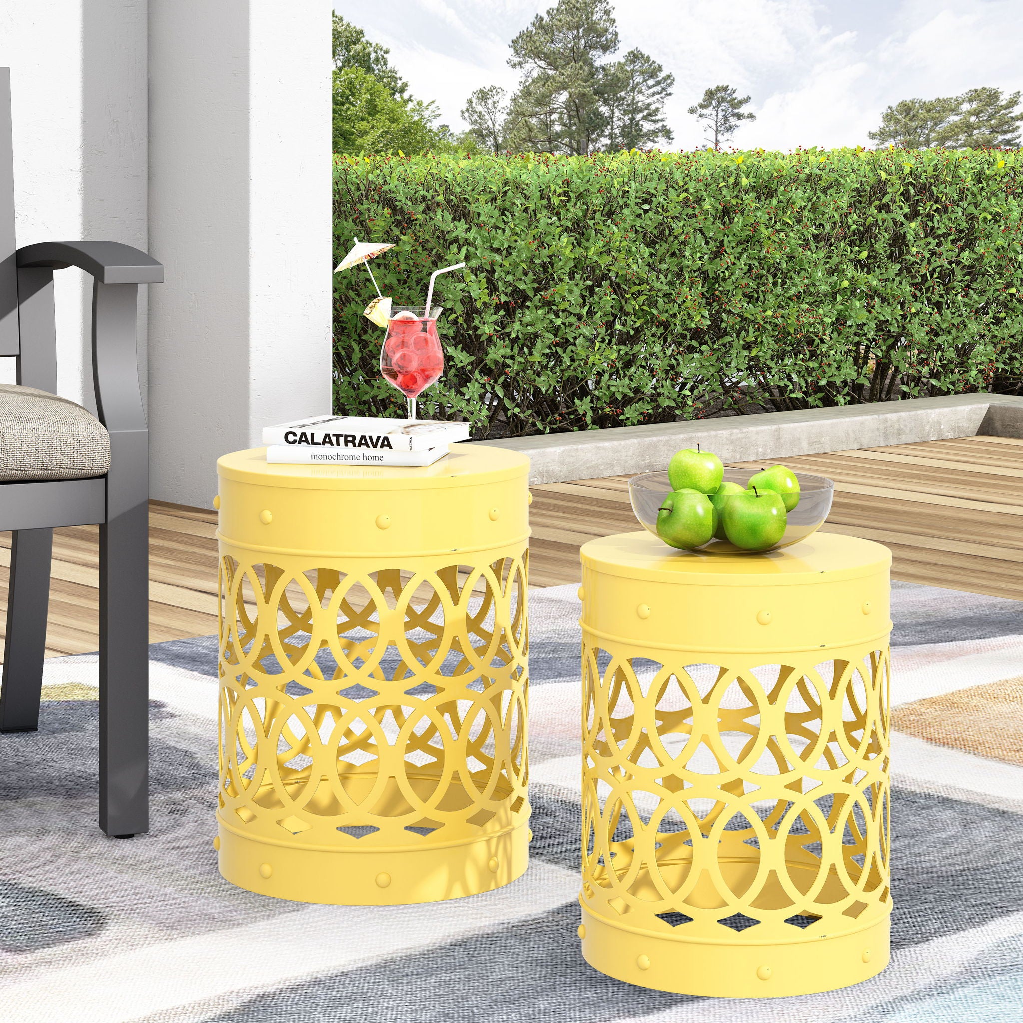 Outdoor Metal S/2 End Table