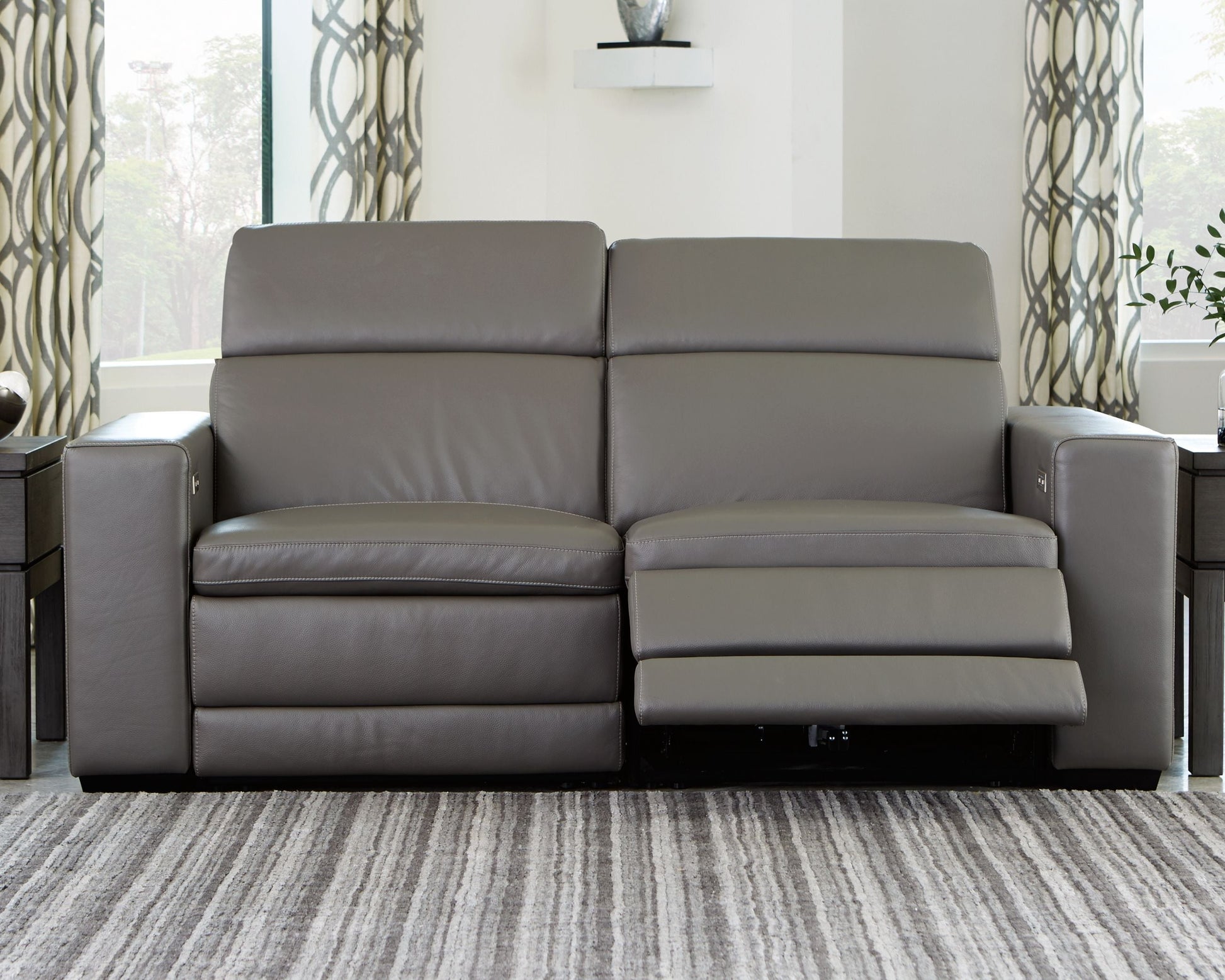 Signature Design by Ashley® Texline - Reclining Sectional | Meri Furniture