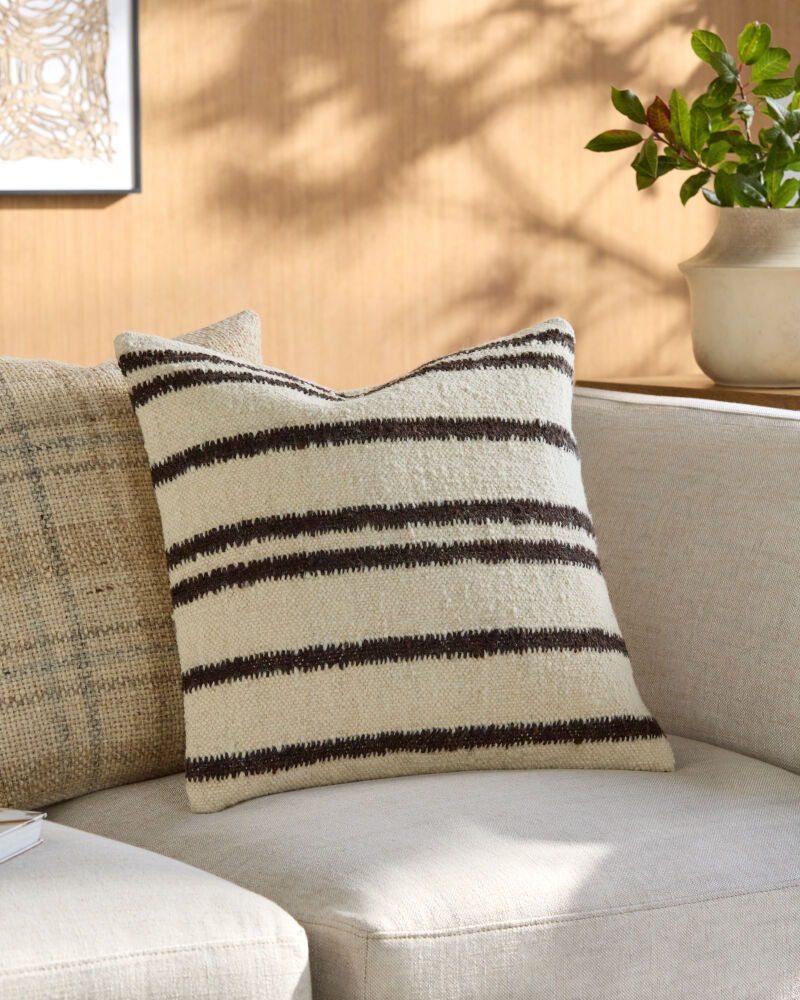 Solea Pillow