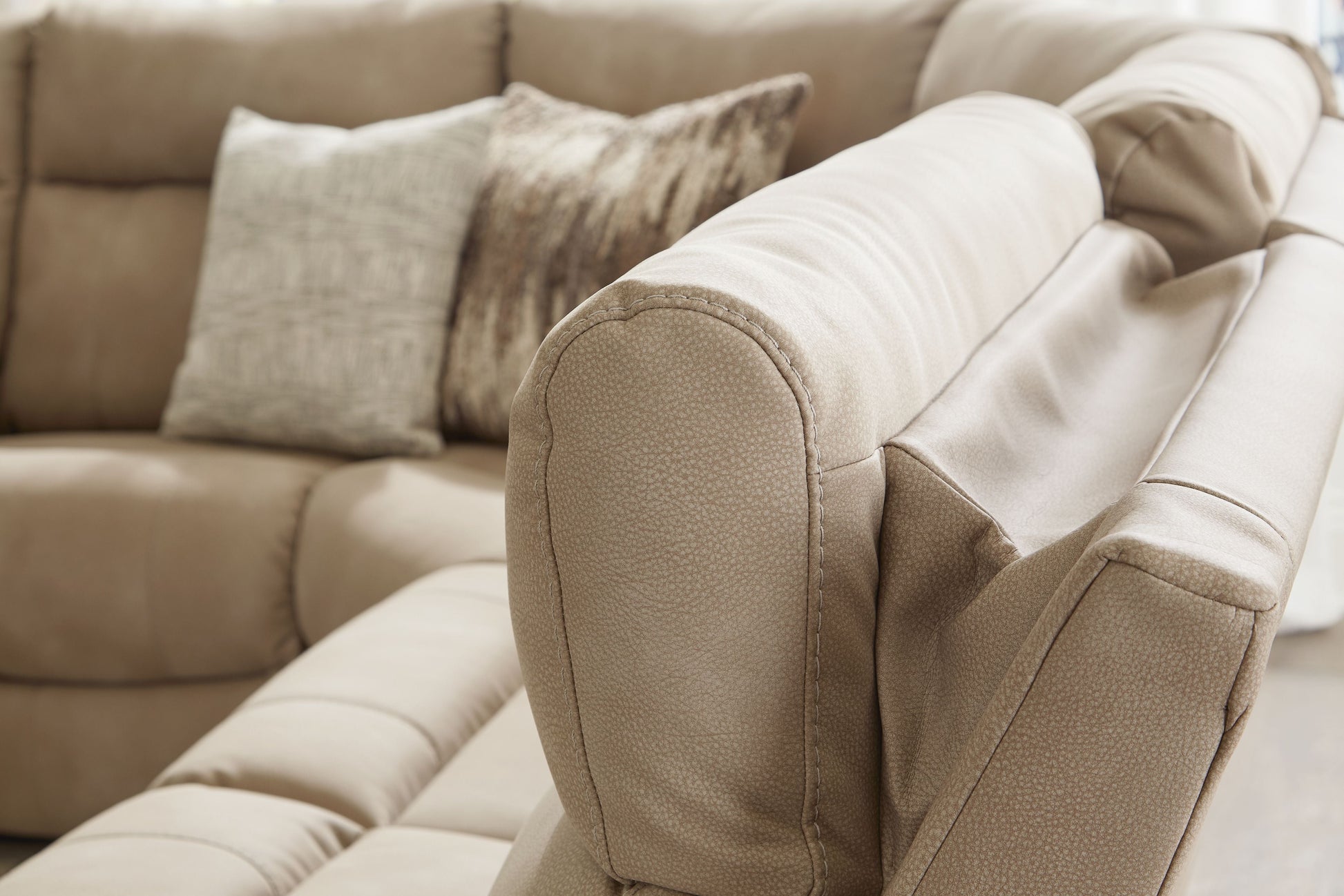 Signature Design by Ashley® Next-gen Durapella - Reclining Sectional | Meri Furniture