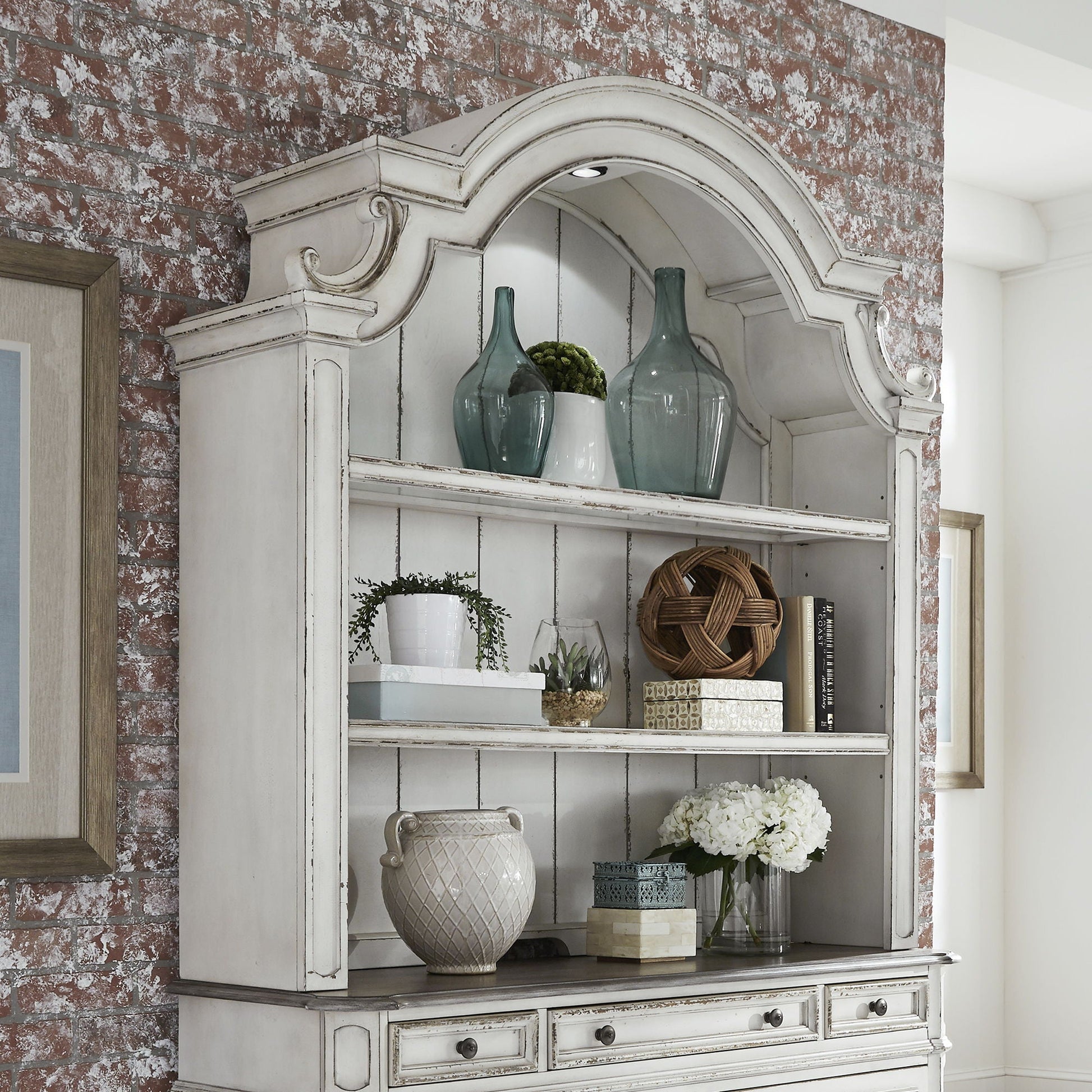 Liberty Furniture Magnolia Manor - Credenza Hutch - White | Meri Furniture