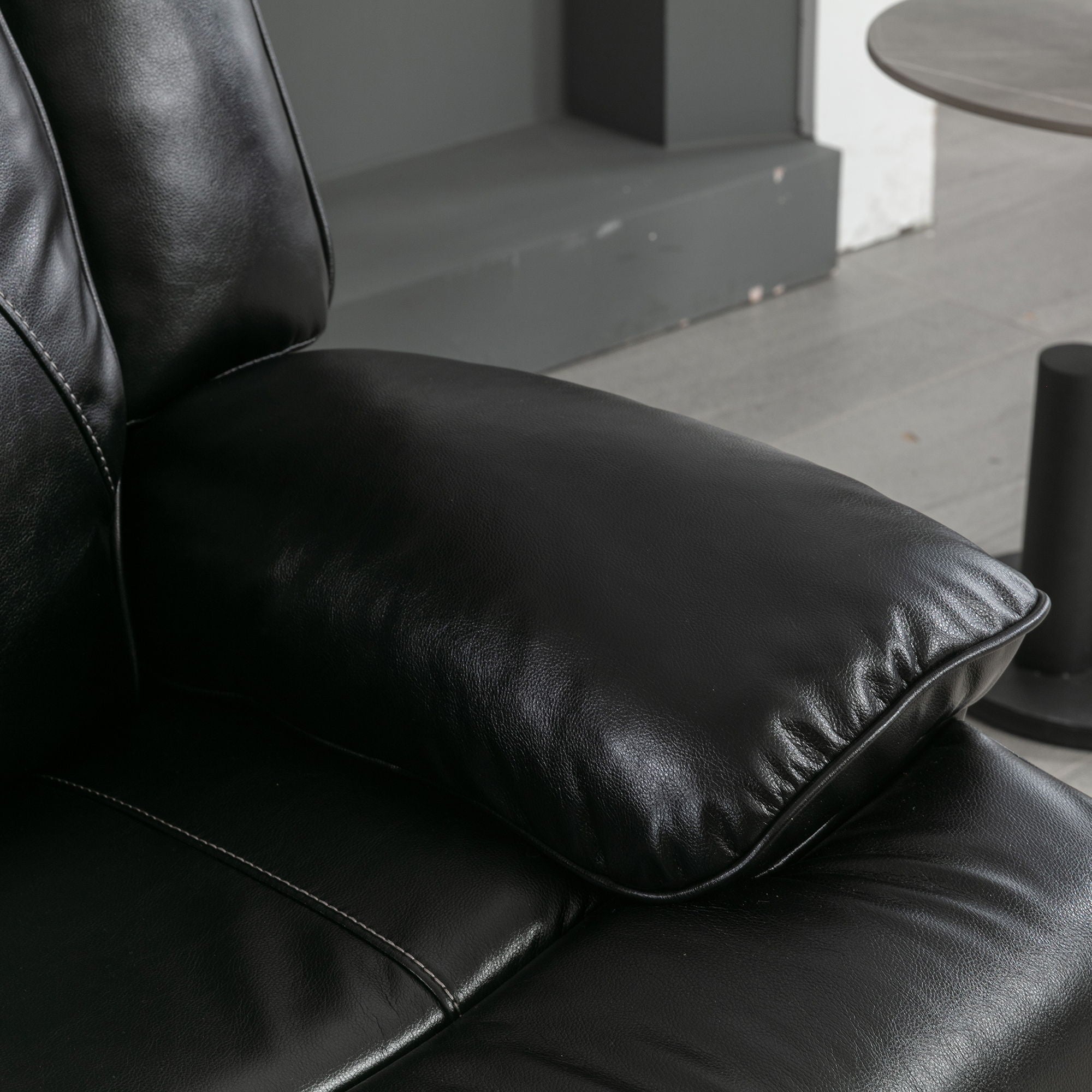 3 Seater Home Theater Recliner Manual Recliner Chair With A LED Light Strip Two Built-In Cup Holders For Living Room