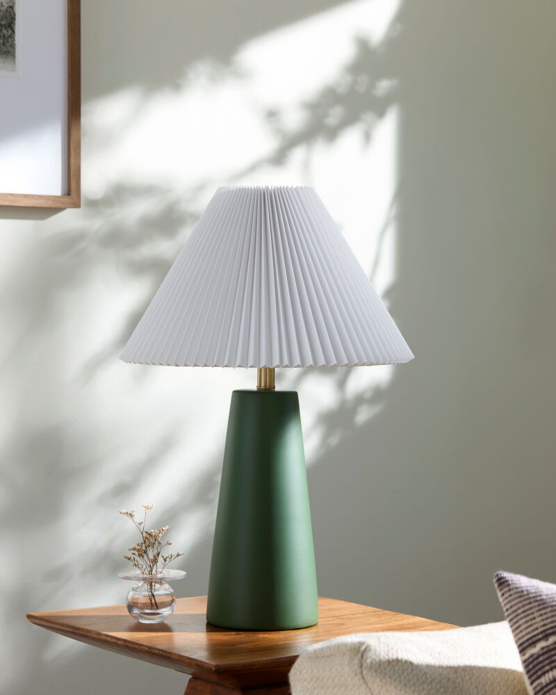 Vikundu Accent Table Lamp