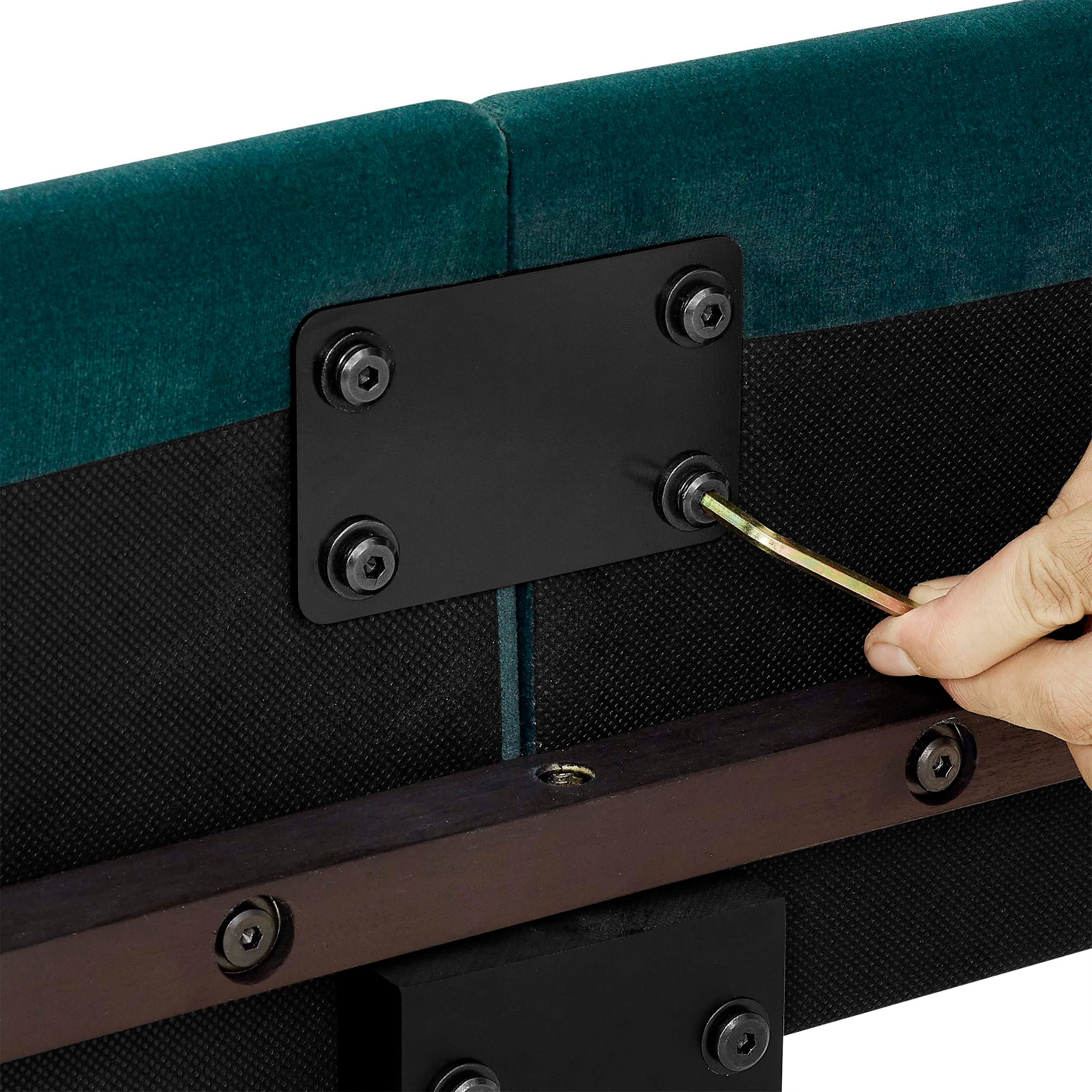 Tufted Upholstered Platform Bed