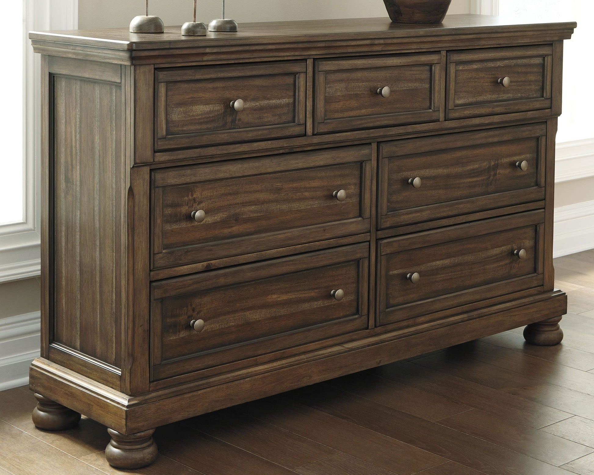 Signature Design by Ashley® Flynnter - Panel Bedroom Set | Meri Furniture