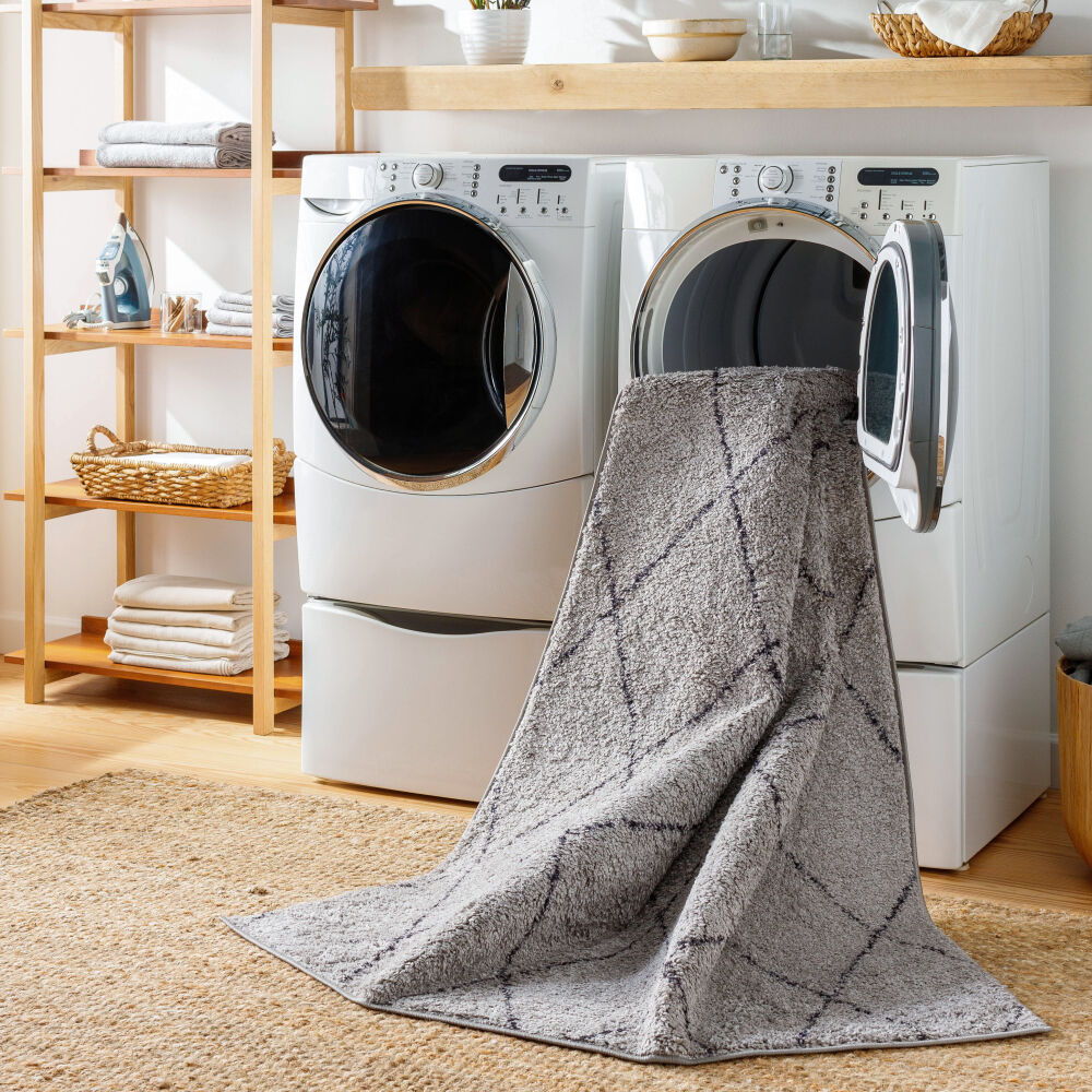Lykke Machine Woven Rug