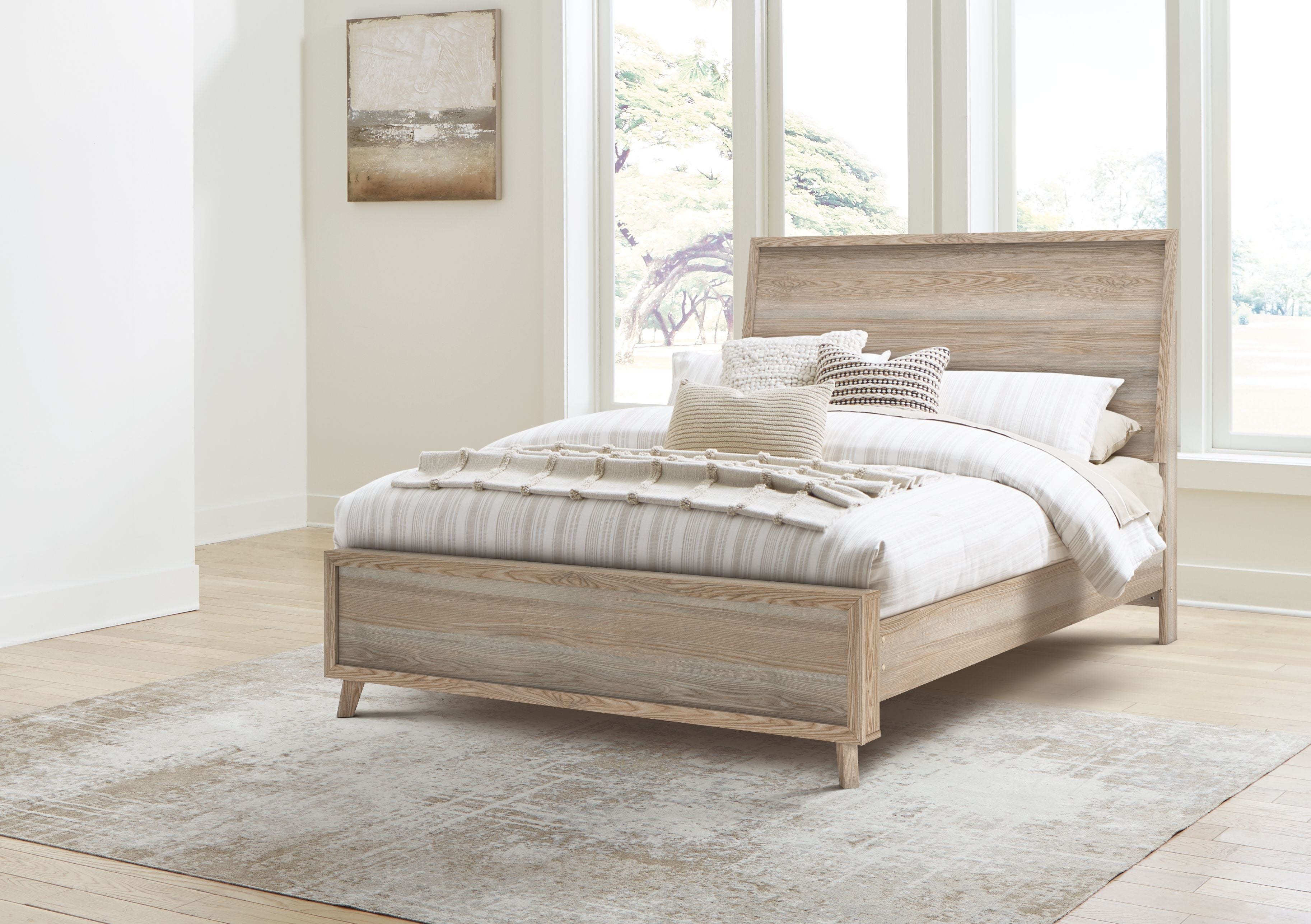 Signature Design by Ashley® Hasbrick - Panel Bed With Framed Panel Footboard | Meri Furniture
