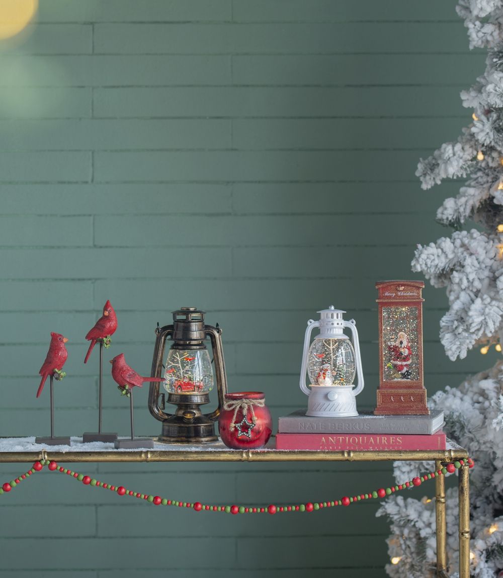 Christmas Lighted Water Spinning Phone Booth With Santa On Phone, 3*AA Batteries Required - White / Red