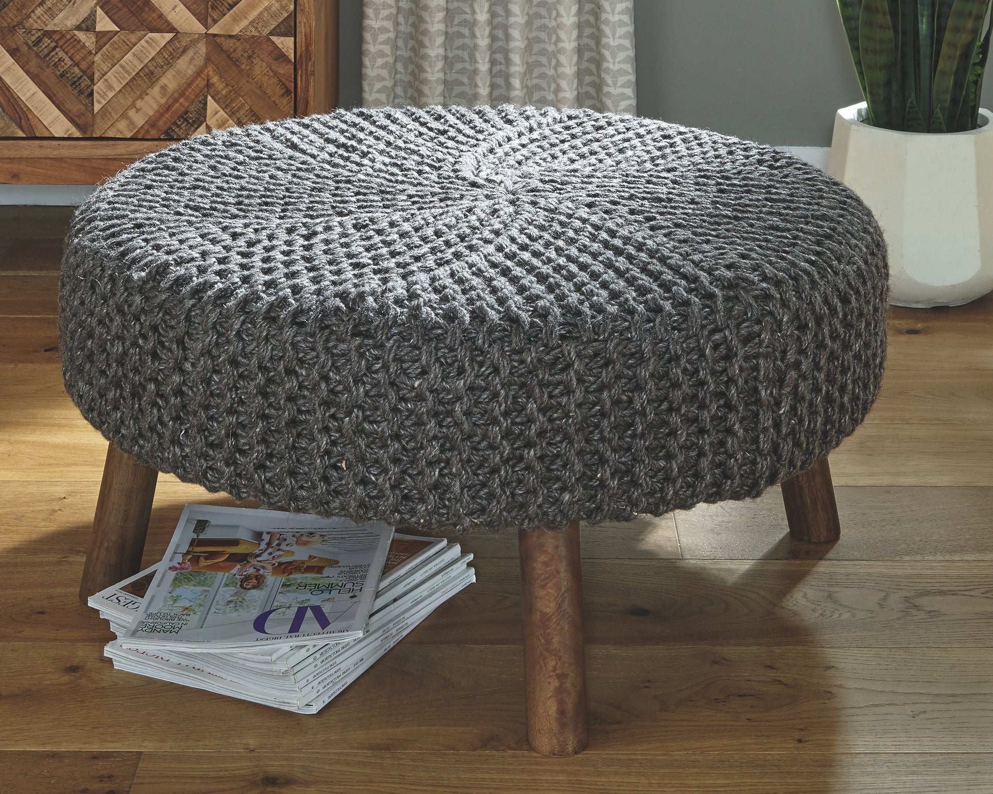 Ashley Furniture Jassmyn - Charcoal - Oversized Accent Ottoman | Meri Furniture