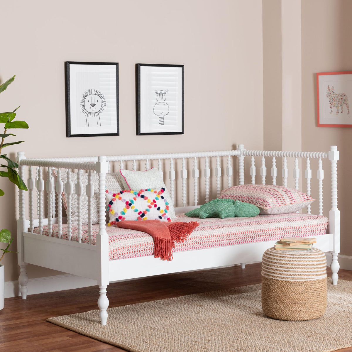 Callison Spindle Daybed - Turned Farmhouse Sofa Bed with Spoked Frame Border for Living Room, Guest Room, or Kids Room, White, Twin