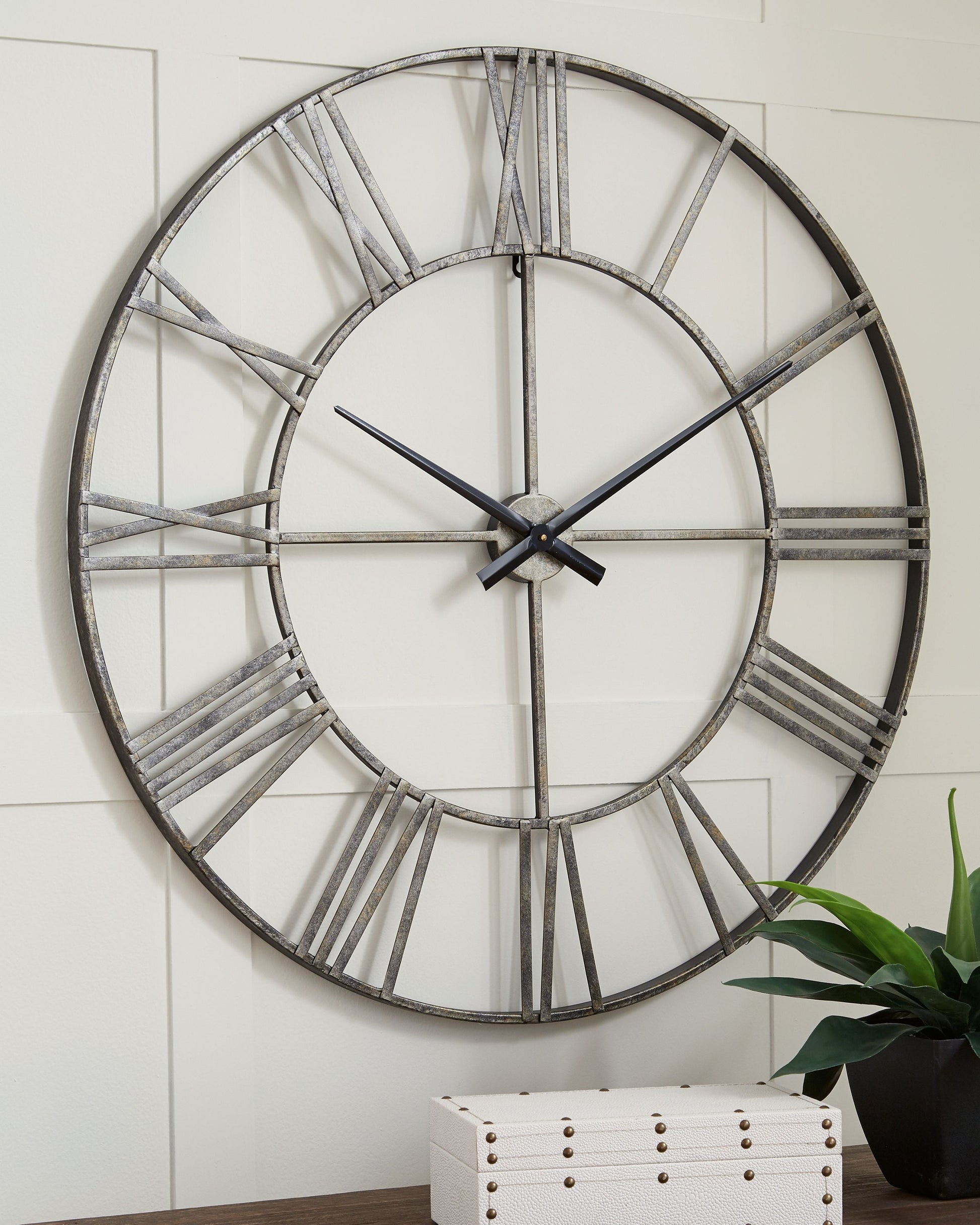 Ashley Furniture Paquita - Wall Clock | Meri Furniture