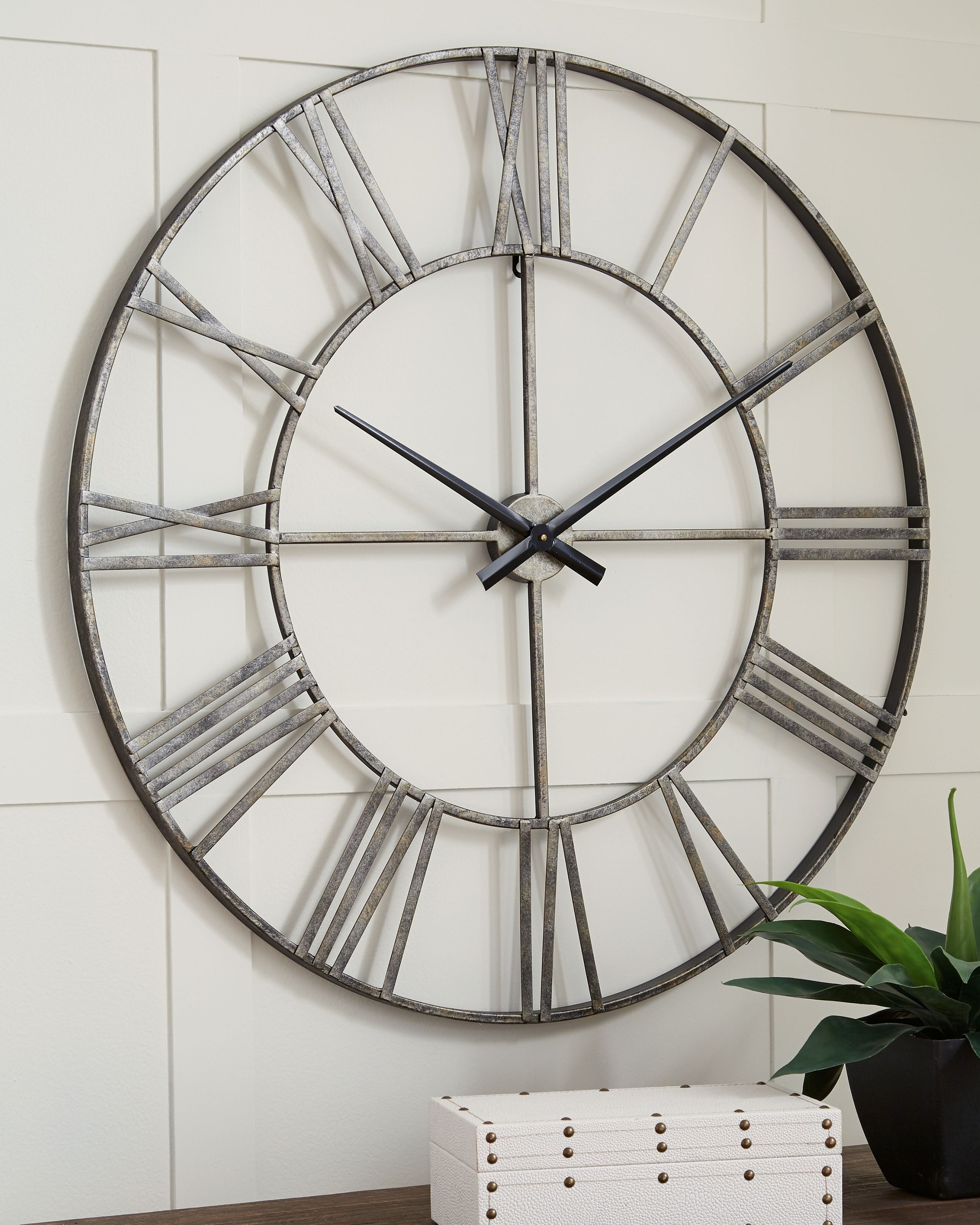 Ashley Furniture Paquita - Wall Clock | Meri Furniture