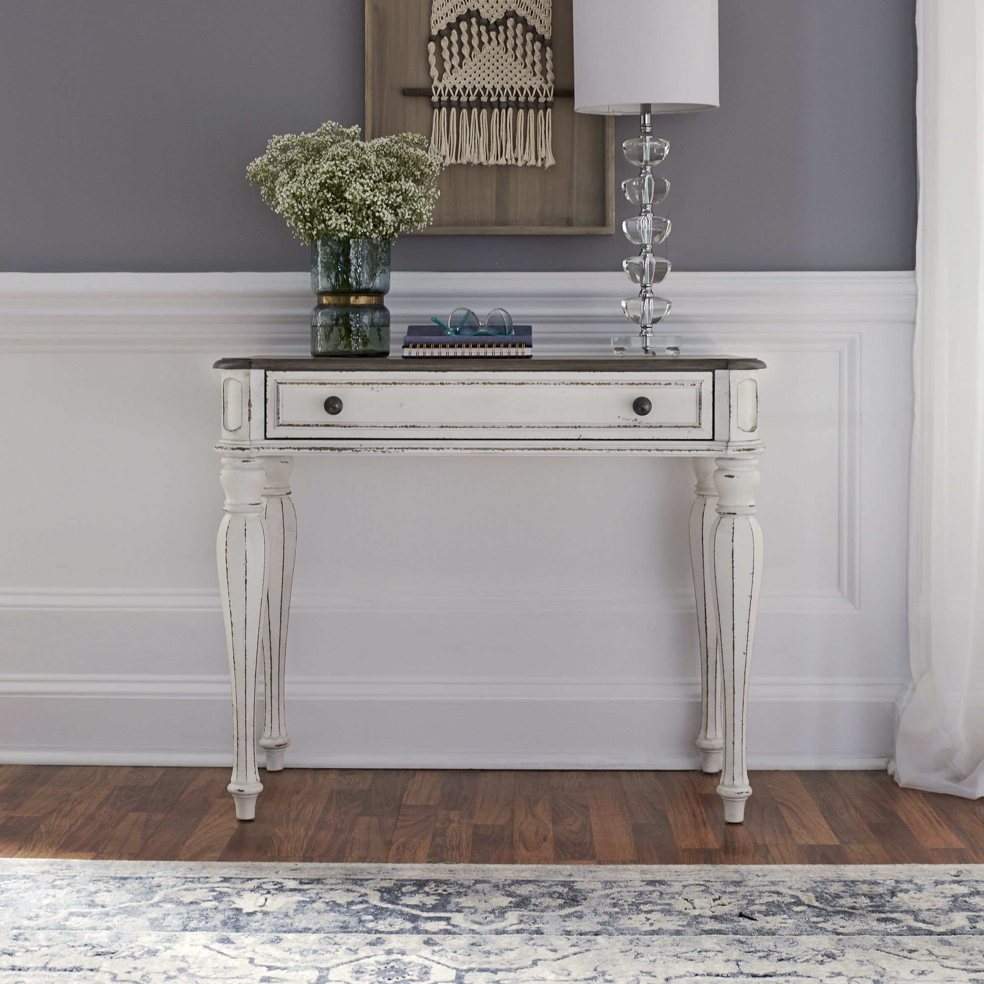 Liberty Furniture Magnolia Manor - Accent Vanity Desk/Nightstand - White | Meri Furniture