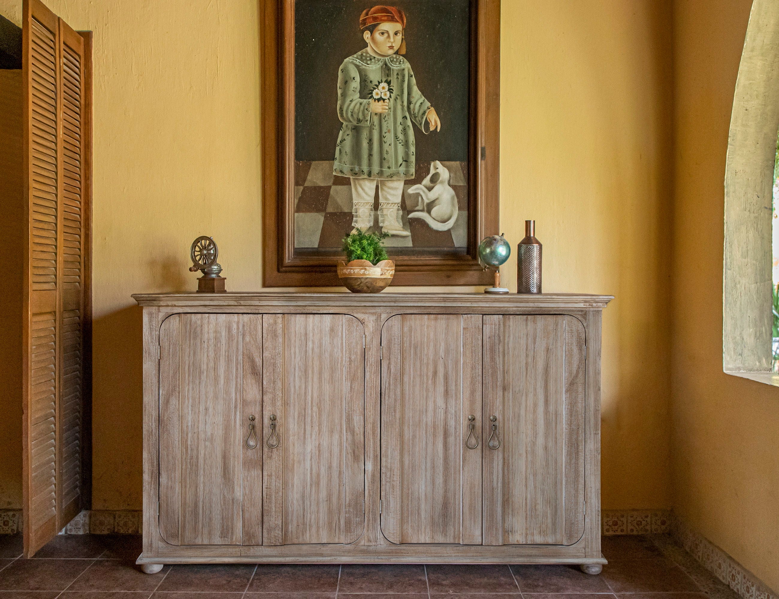 International Furniture Direct Alba - Console | Meri Furniture