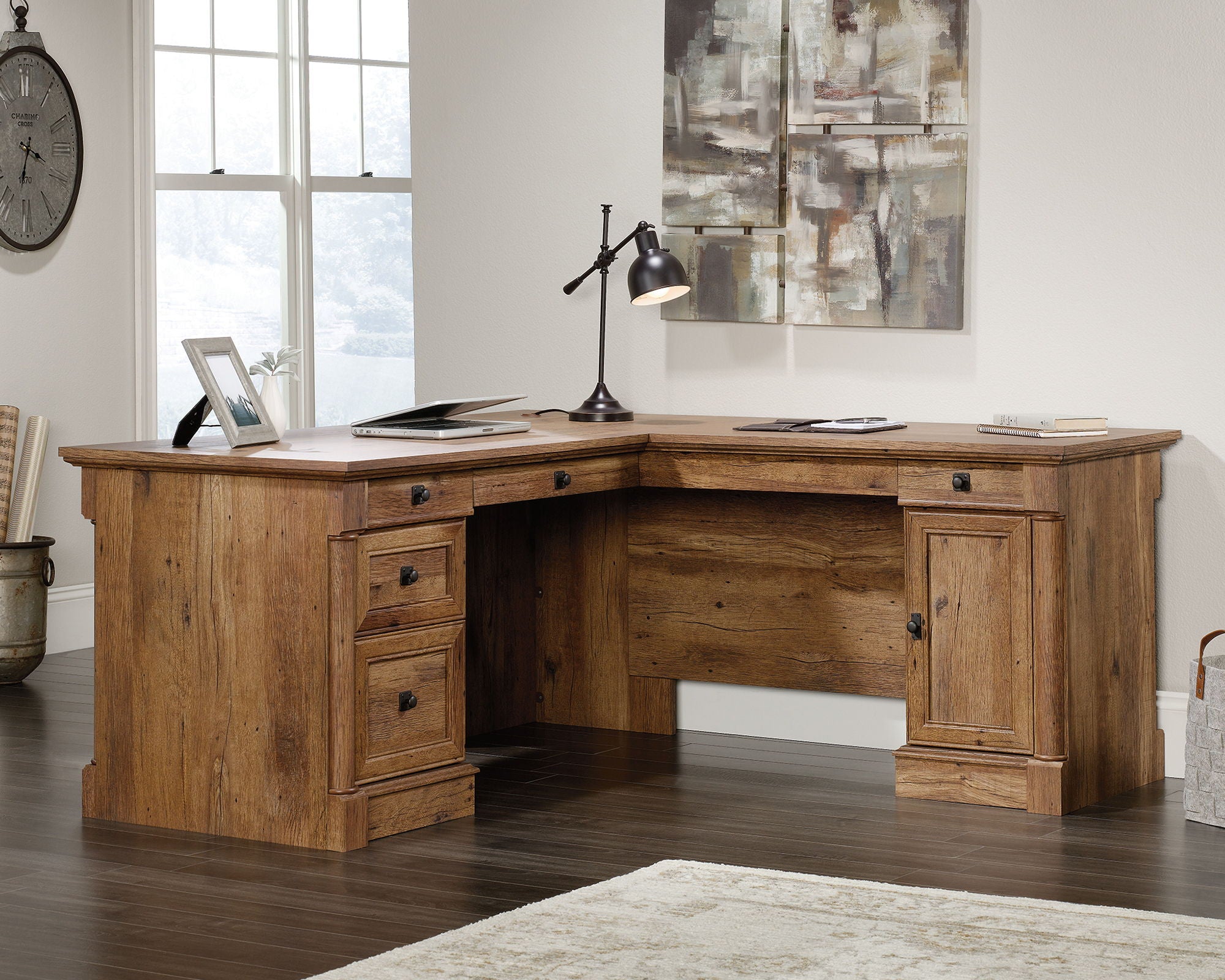 Traditional Style L-Shaped Desk in Vintage Oak