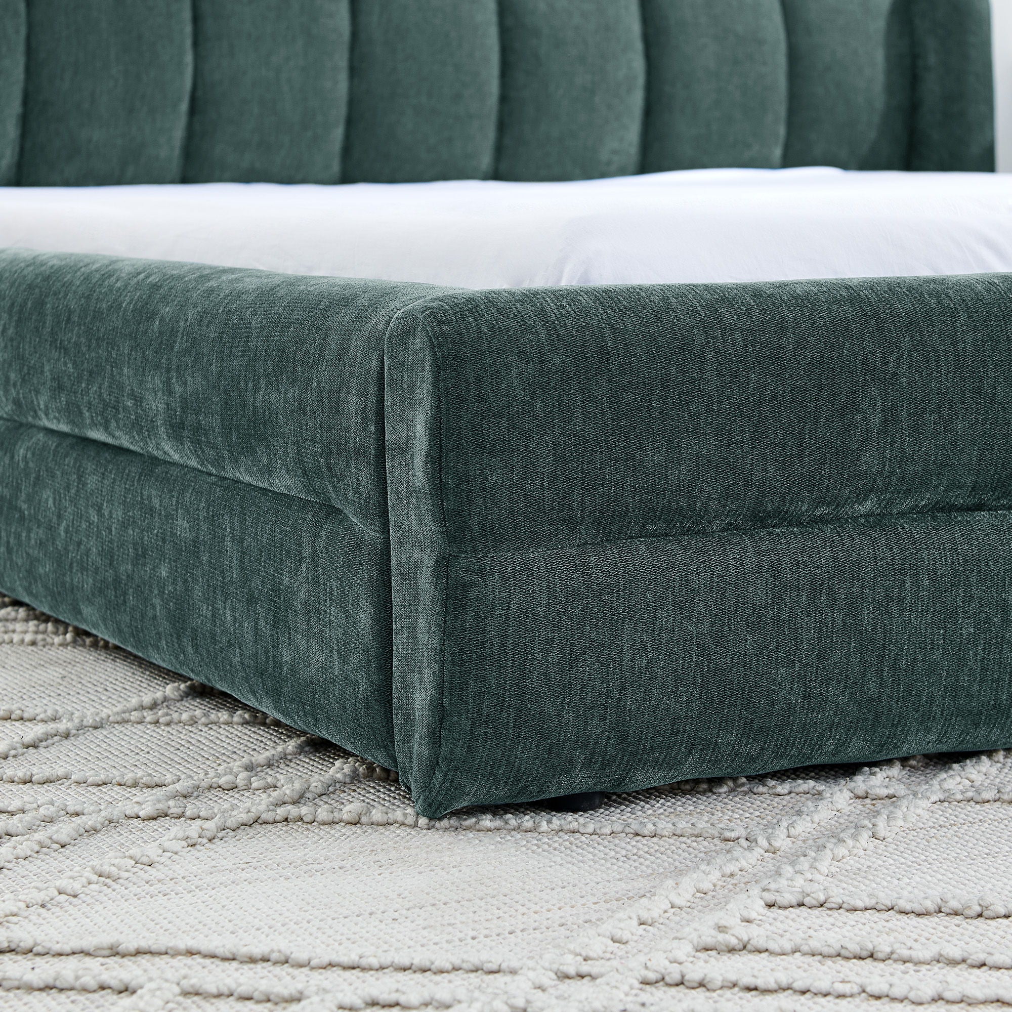 Modern Upholstered Bed Frame With Thick Chenille Fabric And Headboard