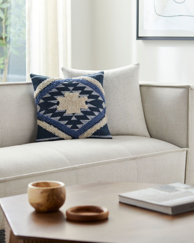 Lachlan Pillow