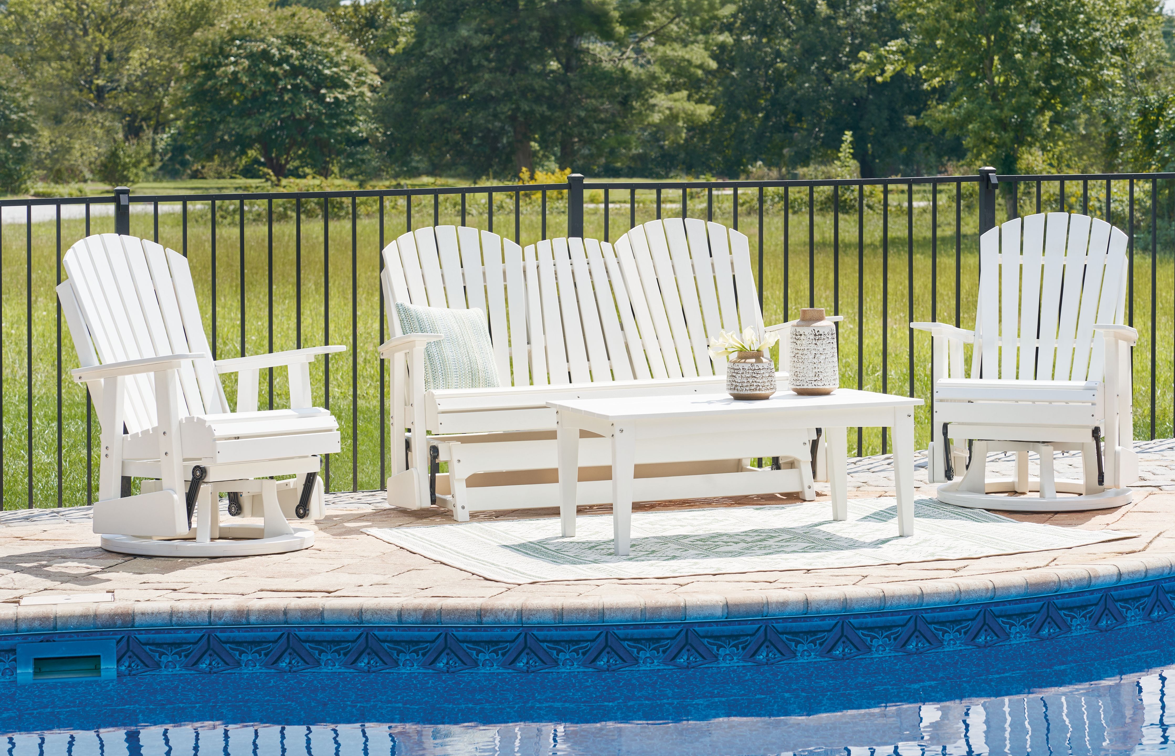Signature Design by Ashley® Hyland Wave - Outdoor Set | Meri Furniture