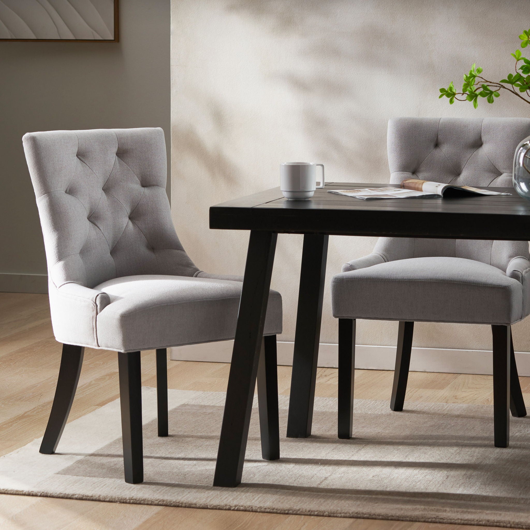 Contemporary Cheney Dining Chair Set With Tufted Design