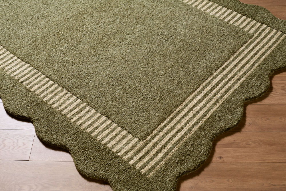 Scalloped Handmade Rug