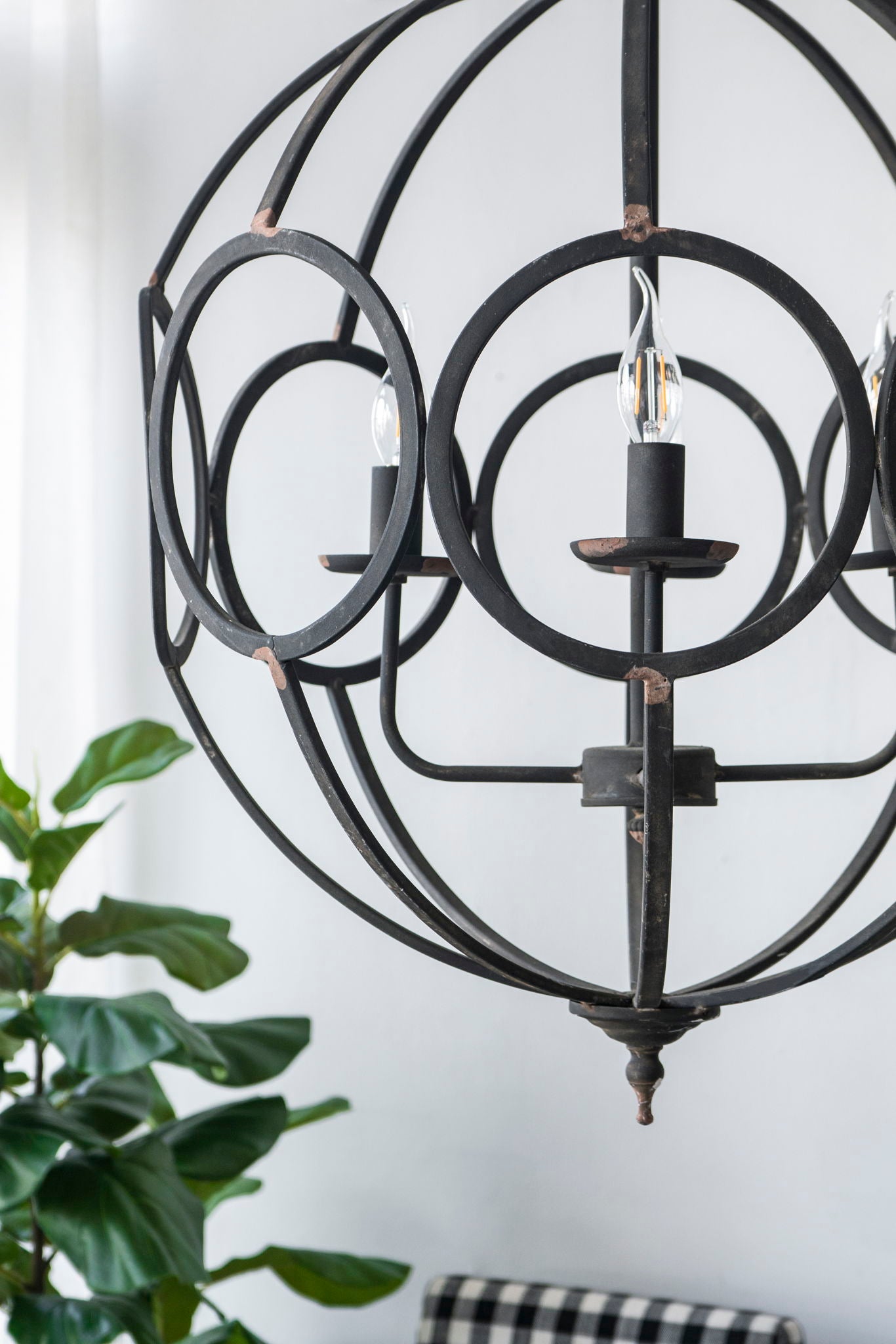 4 Light Metal Chandelier, Hanging Light Fixture With Adjustable Chain For Kitchen, Bulb Not Included - Black