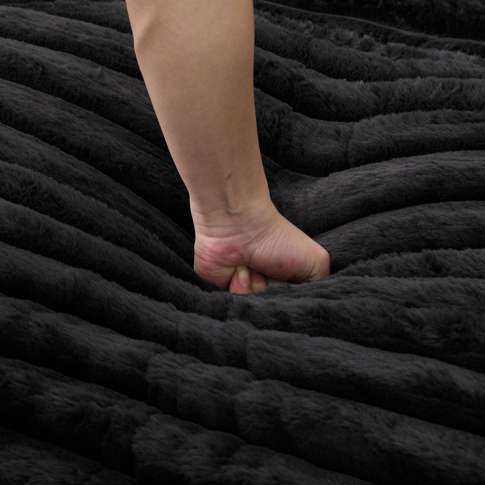 Plush Oversized Double Chaise Lounge Sofa Bed With USB Ports And Cup Holders