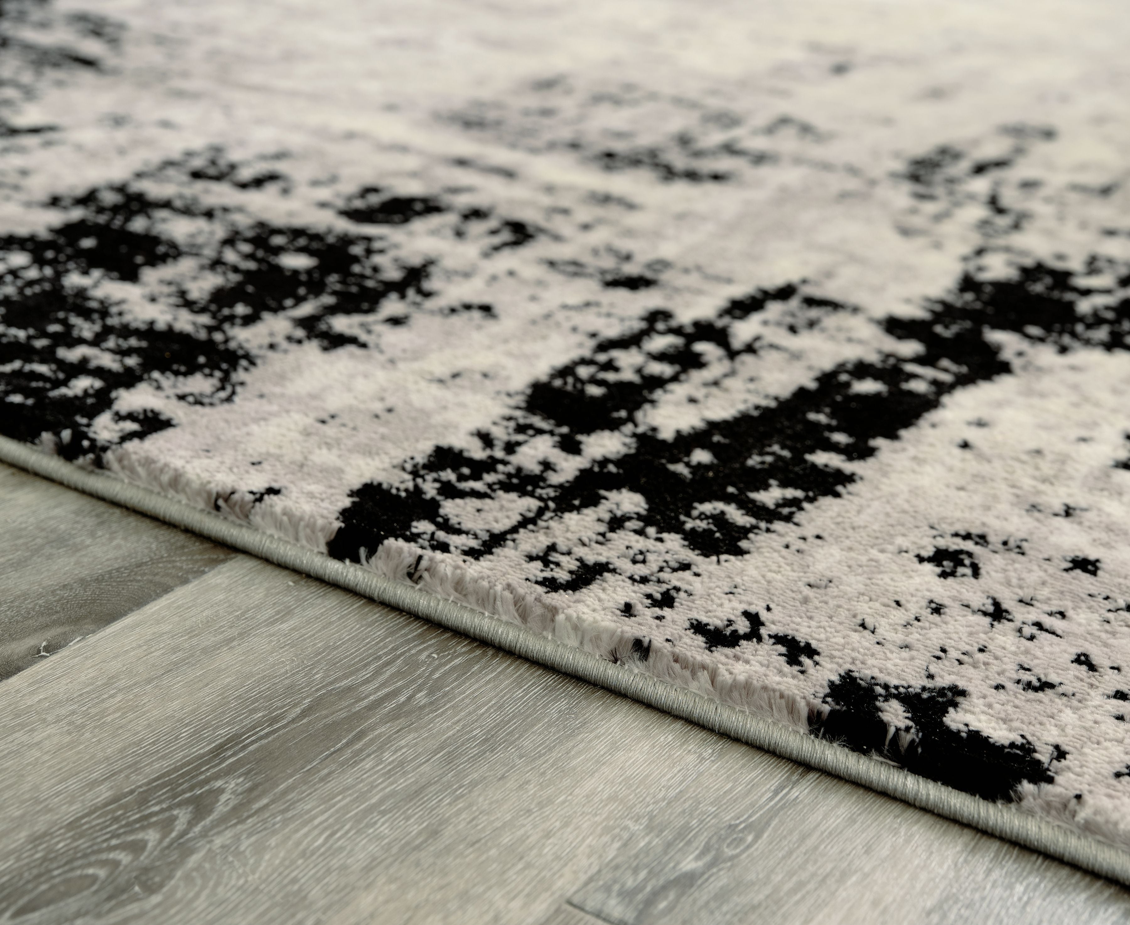 Ashley Furniture Zekeman - Rug | Meri Furniture